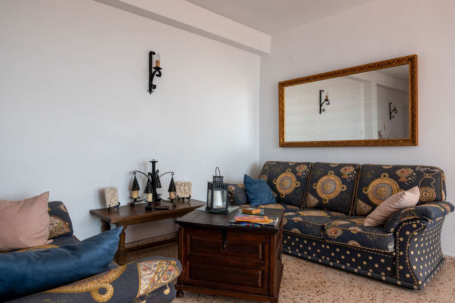 شقة للبيع في Centro (Salobreña)