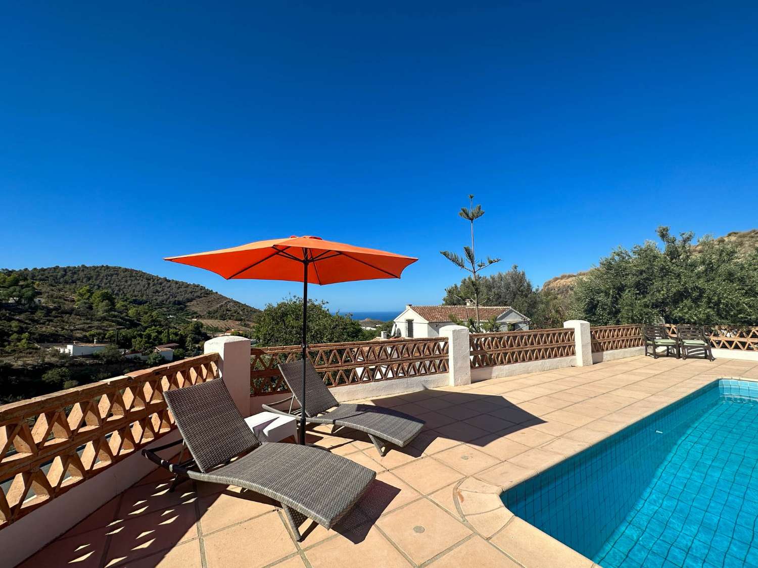 Villa till salu i Los Tablones - La Garnatilla (Motril)