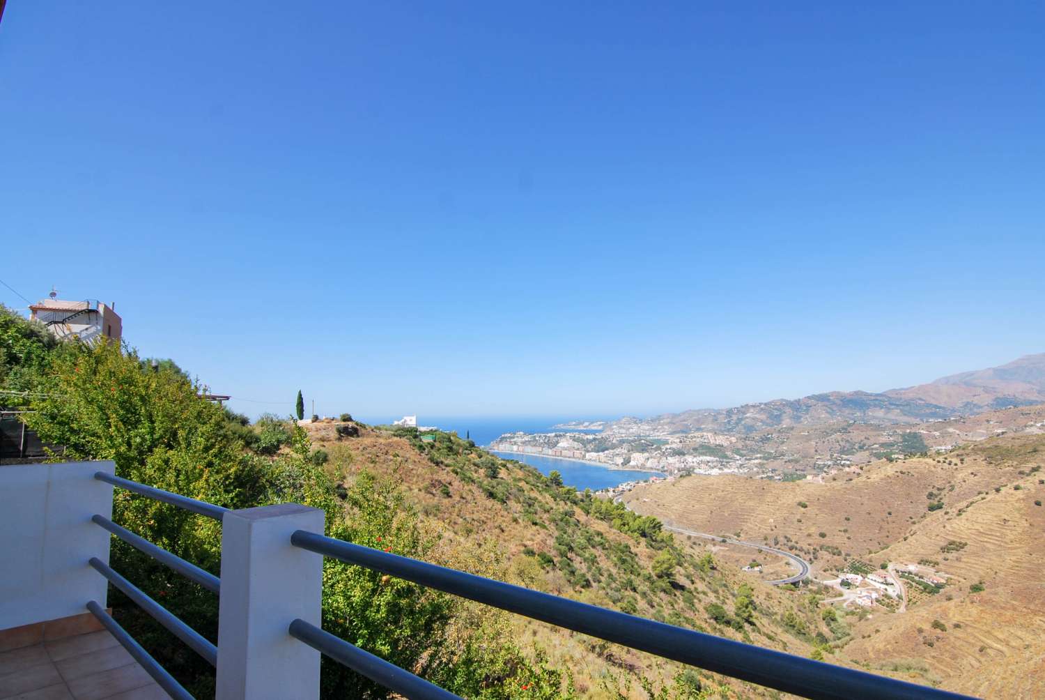 Acogedor chalet con vistas en venta, Salobreña