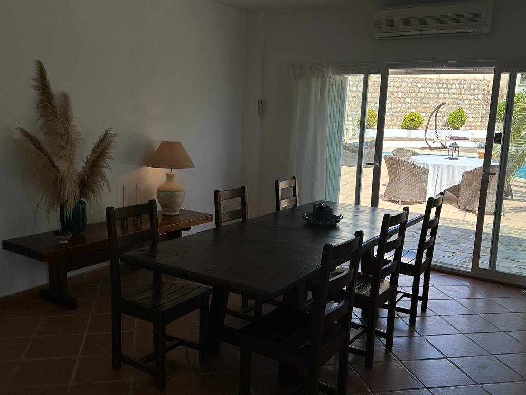 Villa till salu i Molvízar