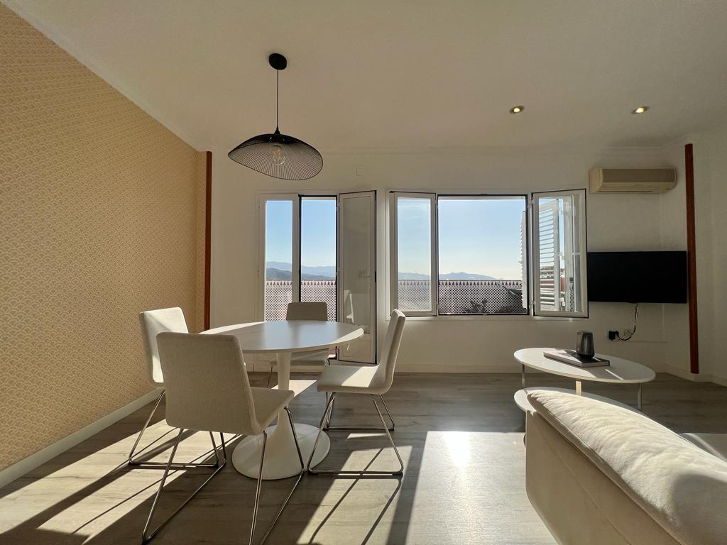 Renovated building for sale in Salobreña
