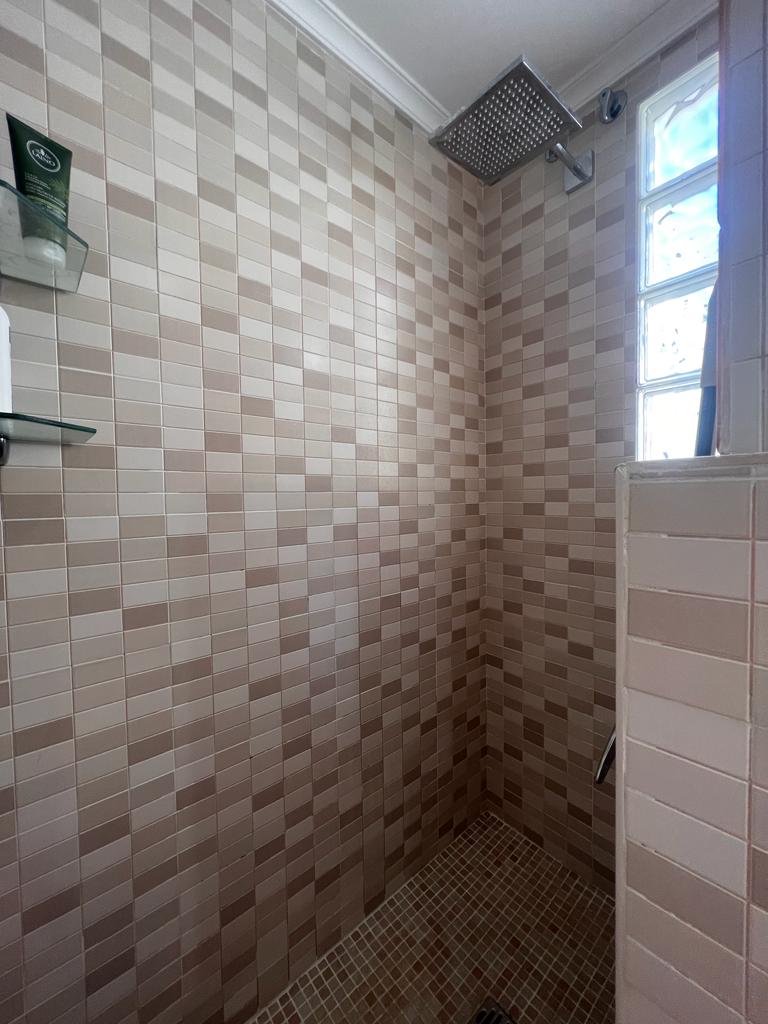 Renovated building for sale in Salobreña