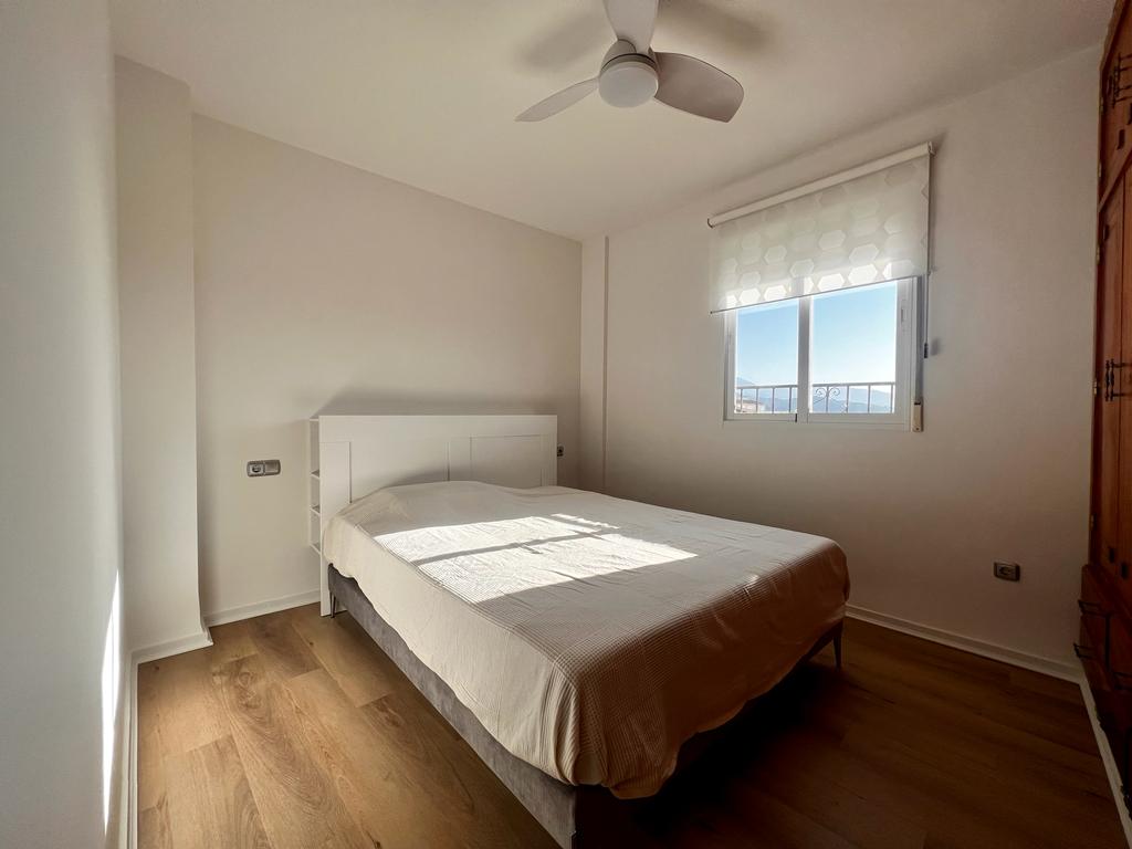 Renovated building for sale in Salobreña
