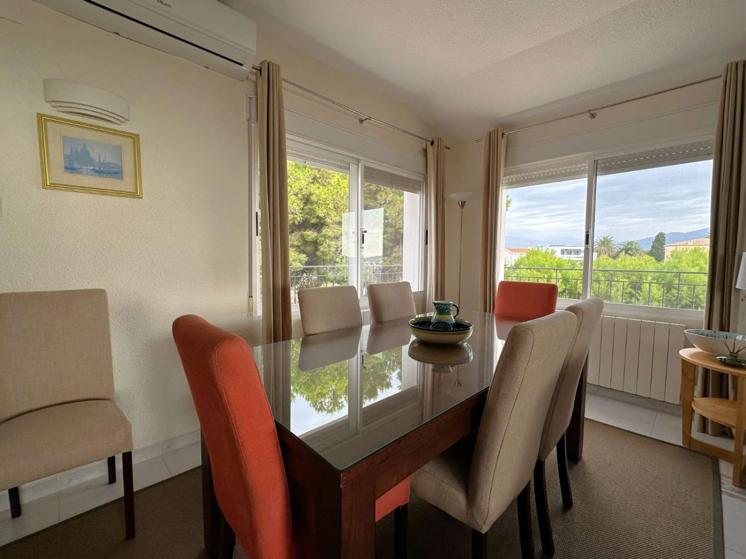 Espléndida villa con maravillosas vistas en venta en el Monte de los Almendros