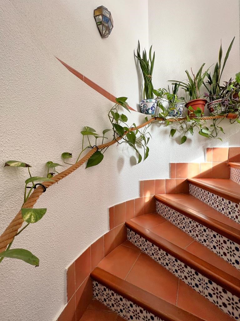 Spacious house for sale in La Guardia, Salobrena