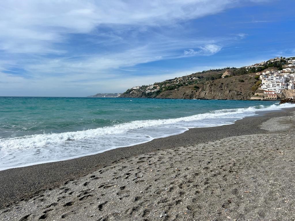 Spacious house for sale in La Guardia, Salobrena