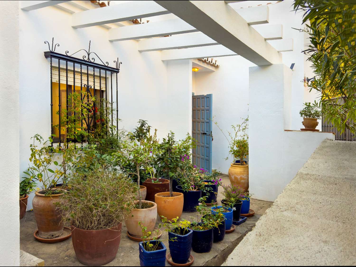 Encantadora casa con vistas al mar en venta