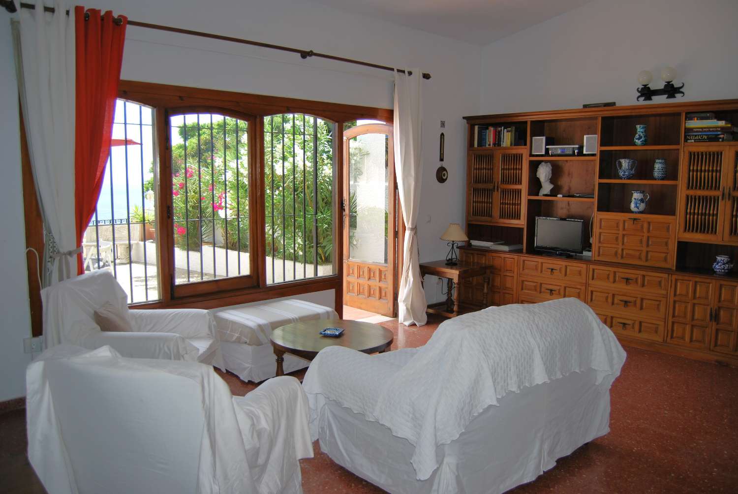 Casa en venta con bonitas vistas al mar, en Barranco de Enmedio