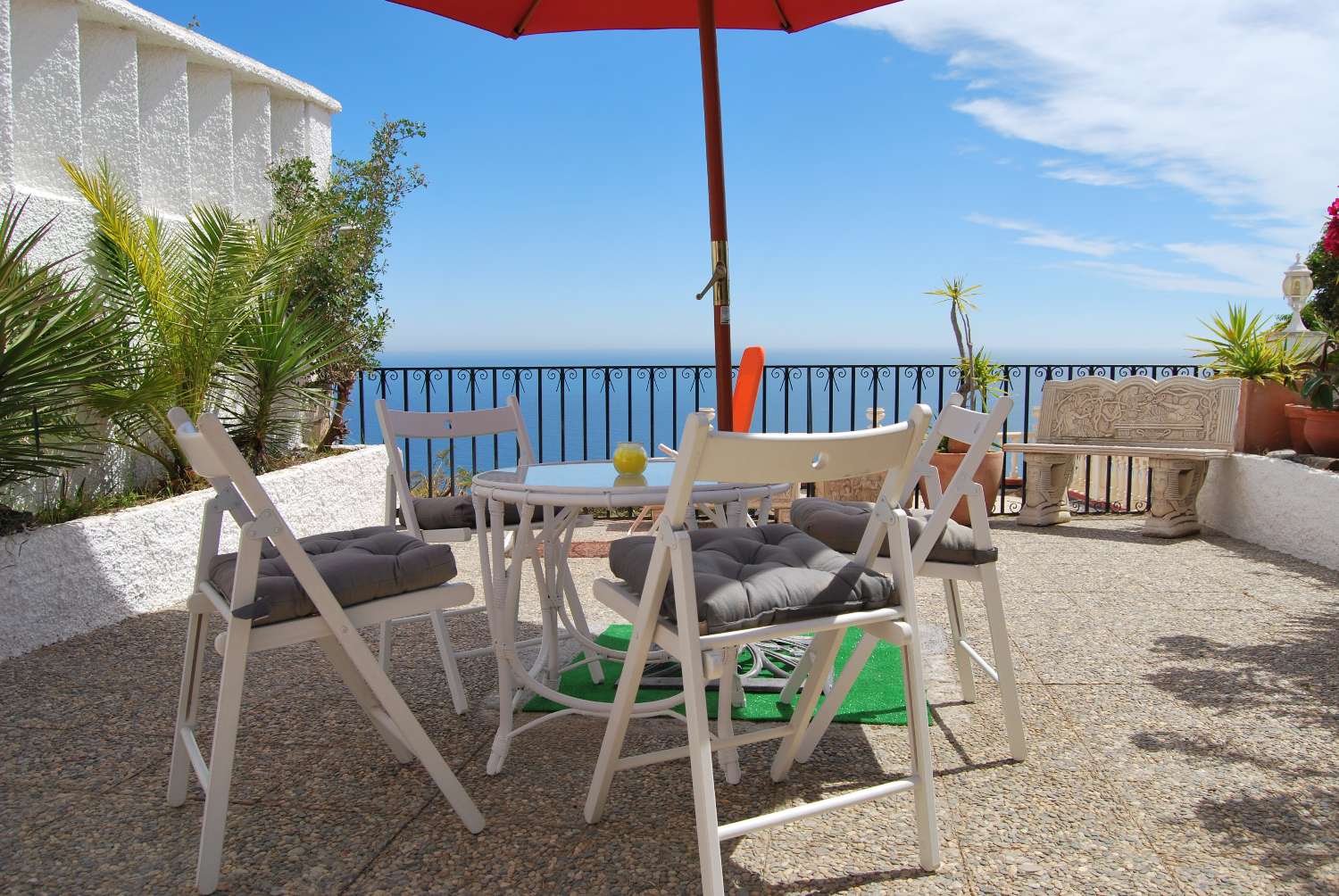 Casa en venta con bonitas vistas al mar, en Barranco de Enmedio