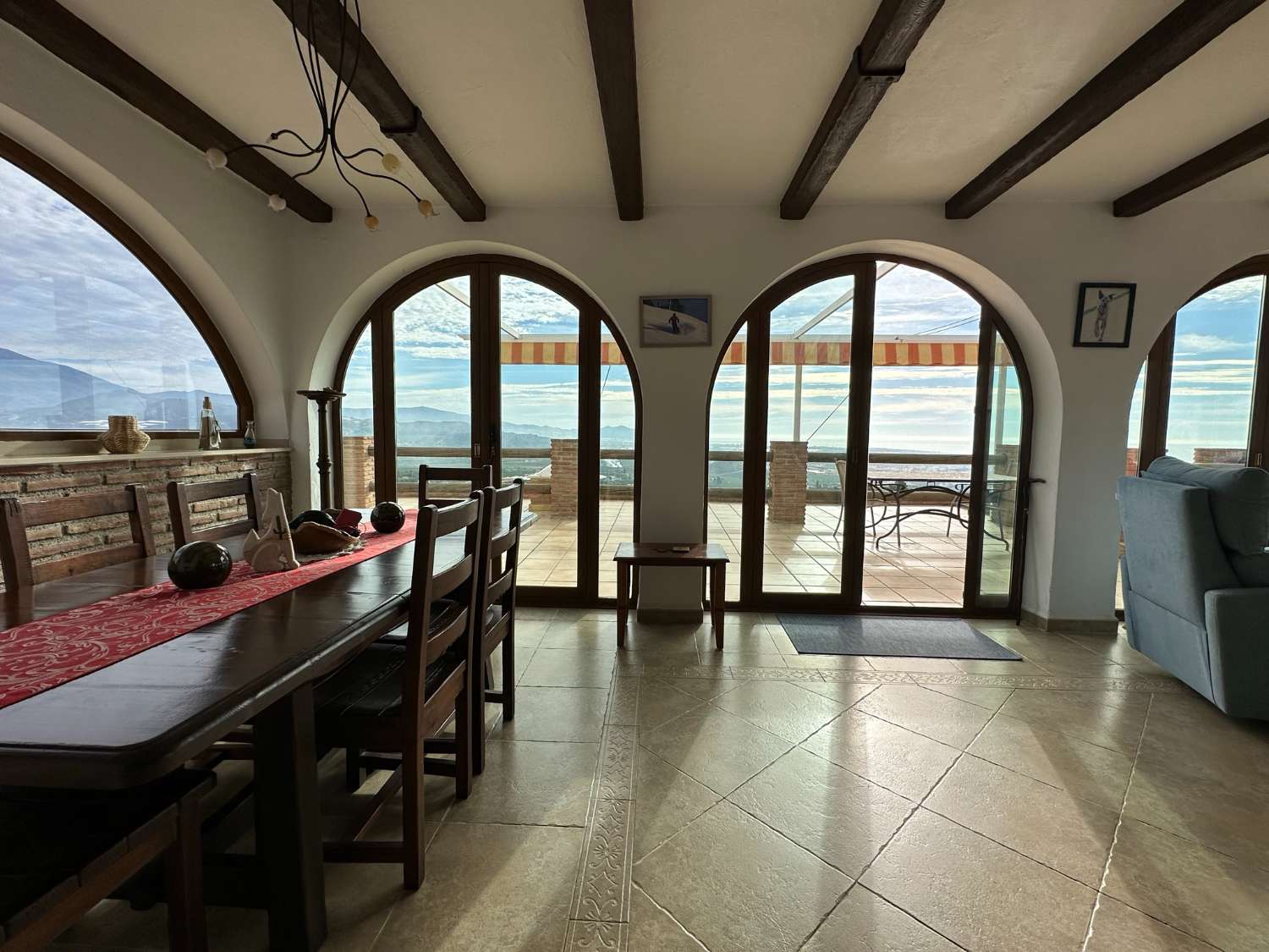 Preciosa casa de campo con vistas panorámicas en Salobreña