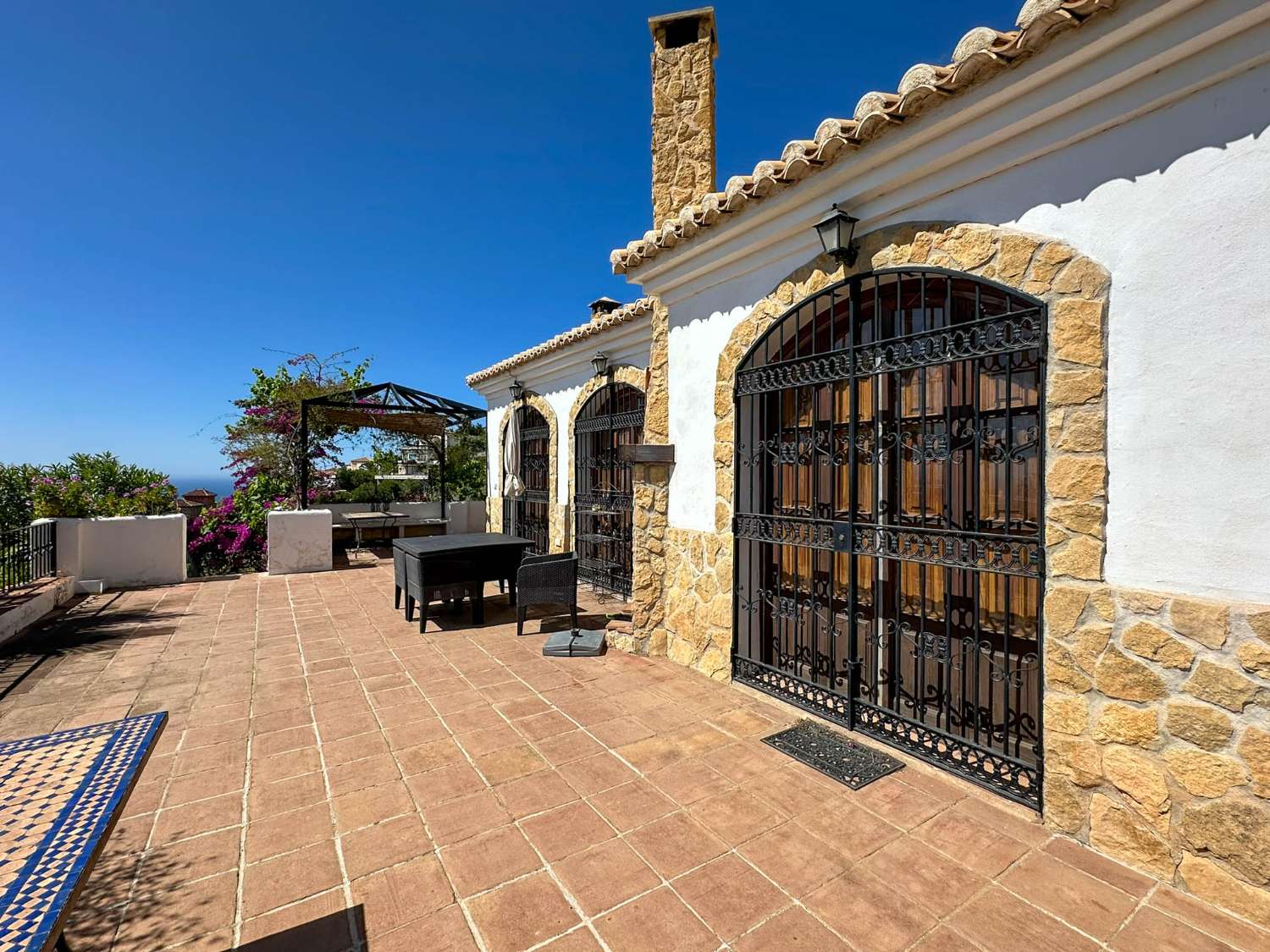 Cortijo con encanto en Pago de Mijas con increibles vistas al mar