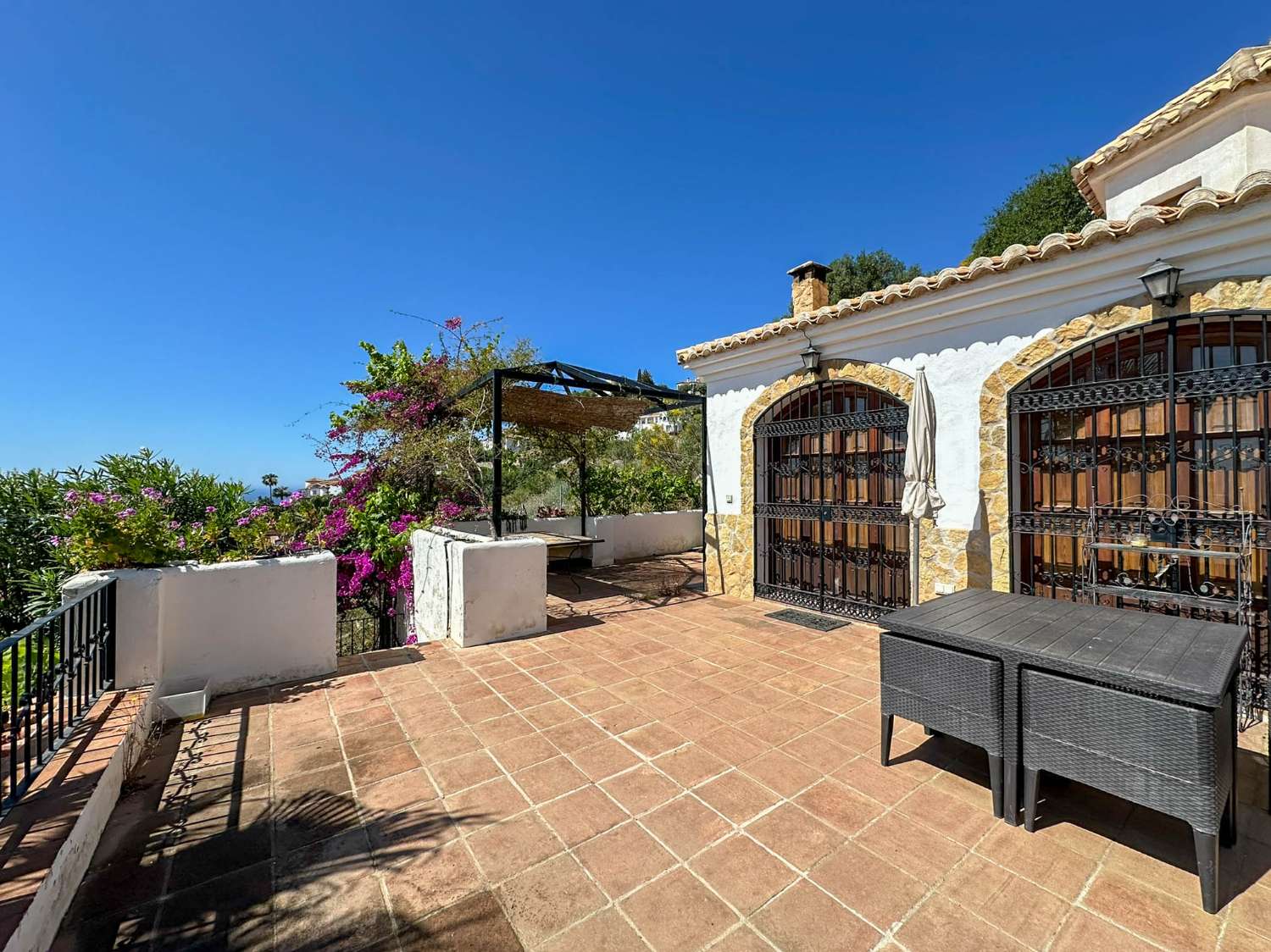 Cortijo con encanto en Pago de Mijas con increibles vistas al mar