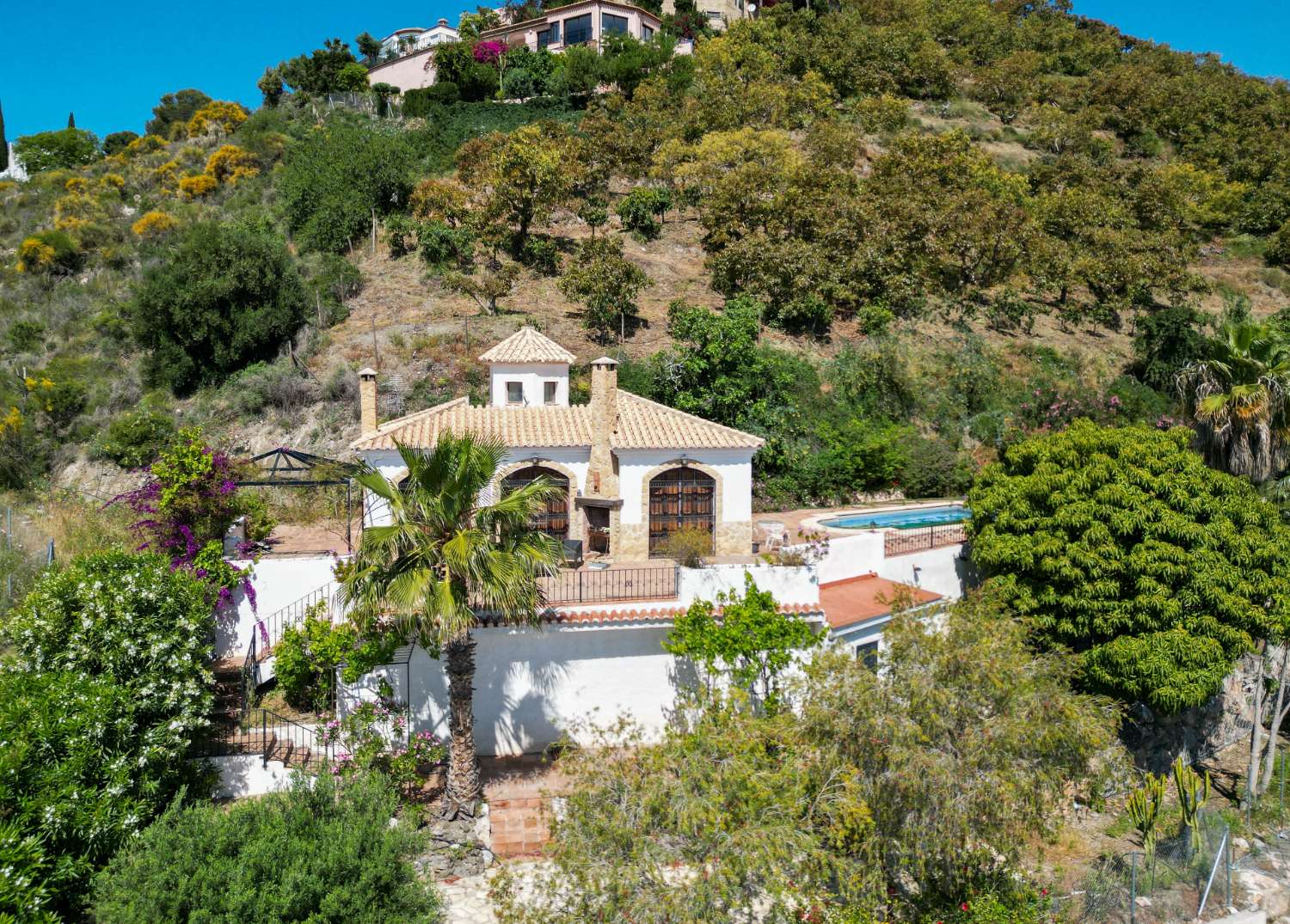 Cortijo con encanto en Pago de Mijas con increibles vistas al mar