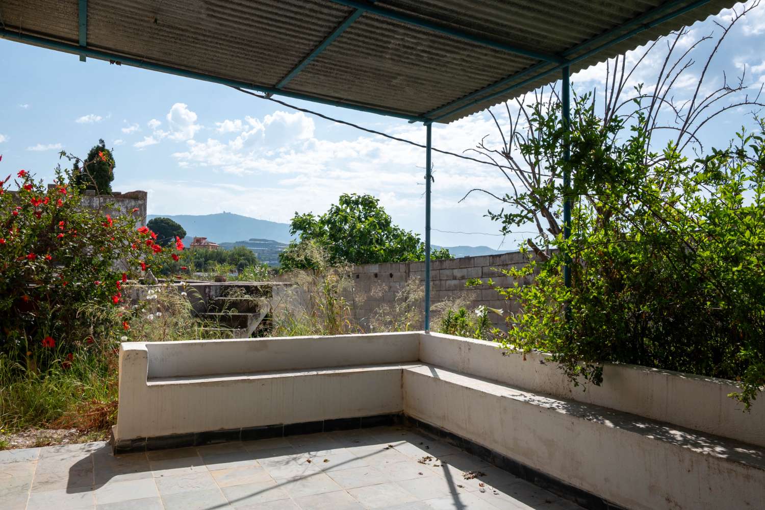 Cortijo con potencial en venta en Motril