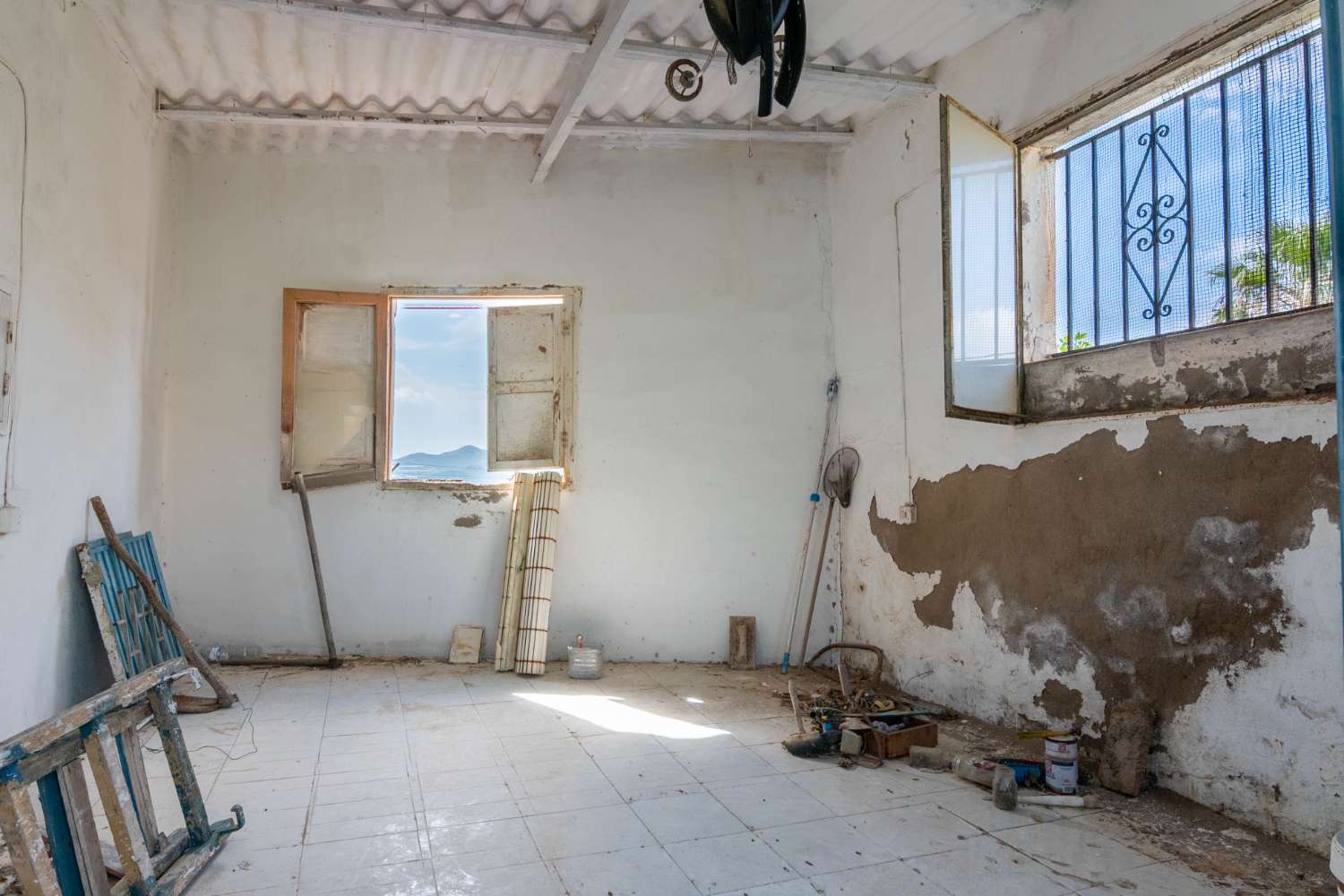 Cortijo con potencial en venta en Motril