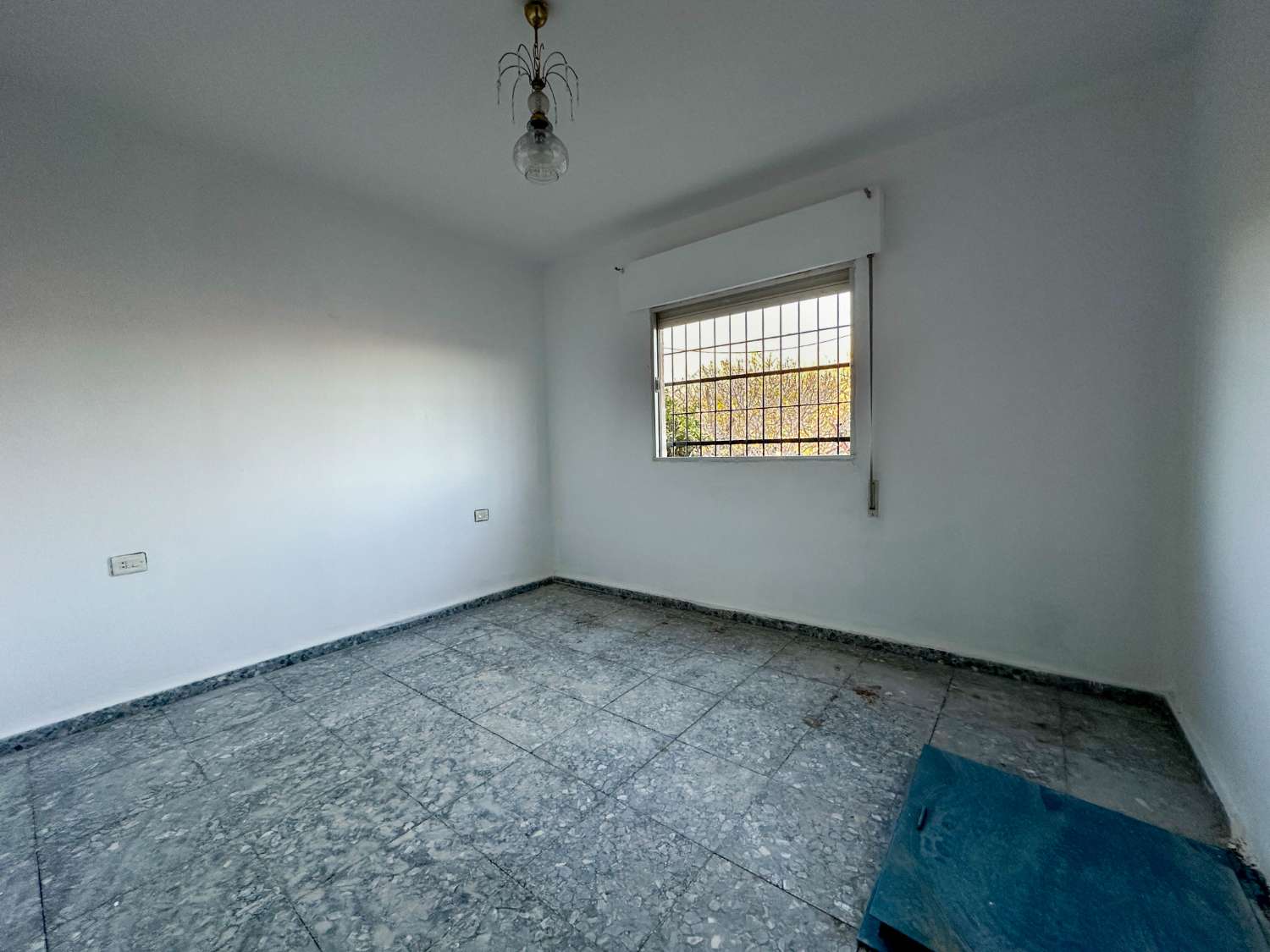 Cortijo mit Potenzial zu verkaufen in Motril