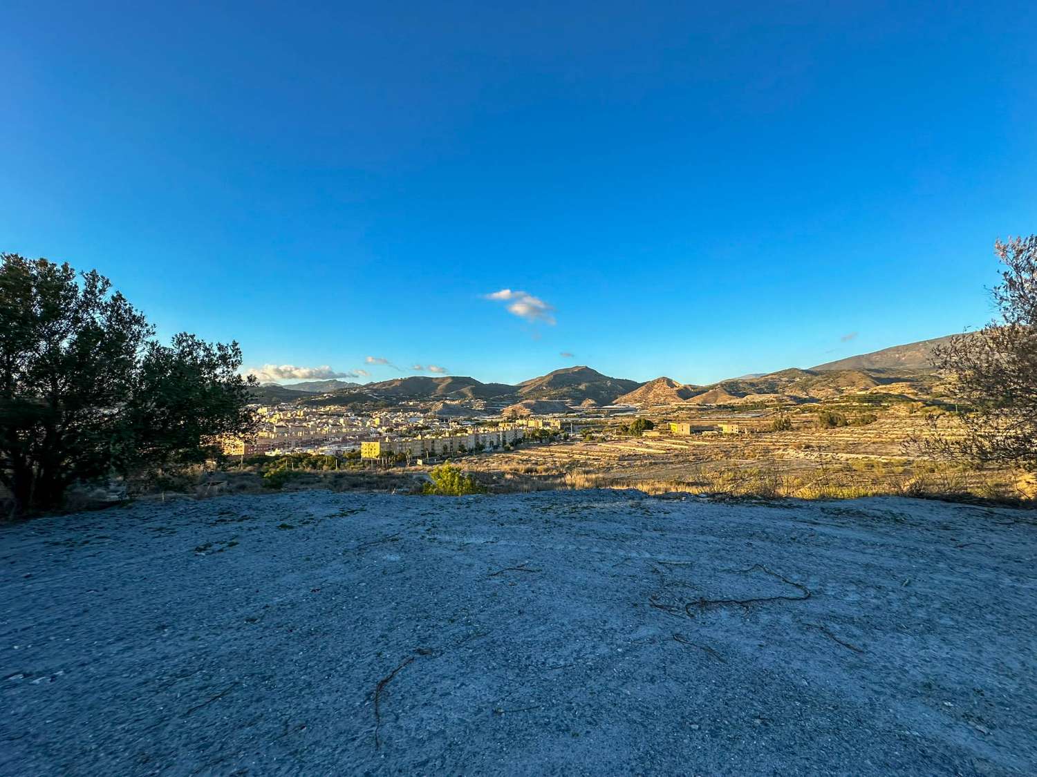 Cortijo mit Potenzial zu verkaufen in Motril