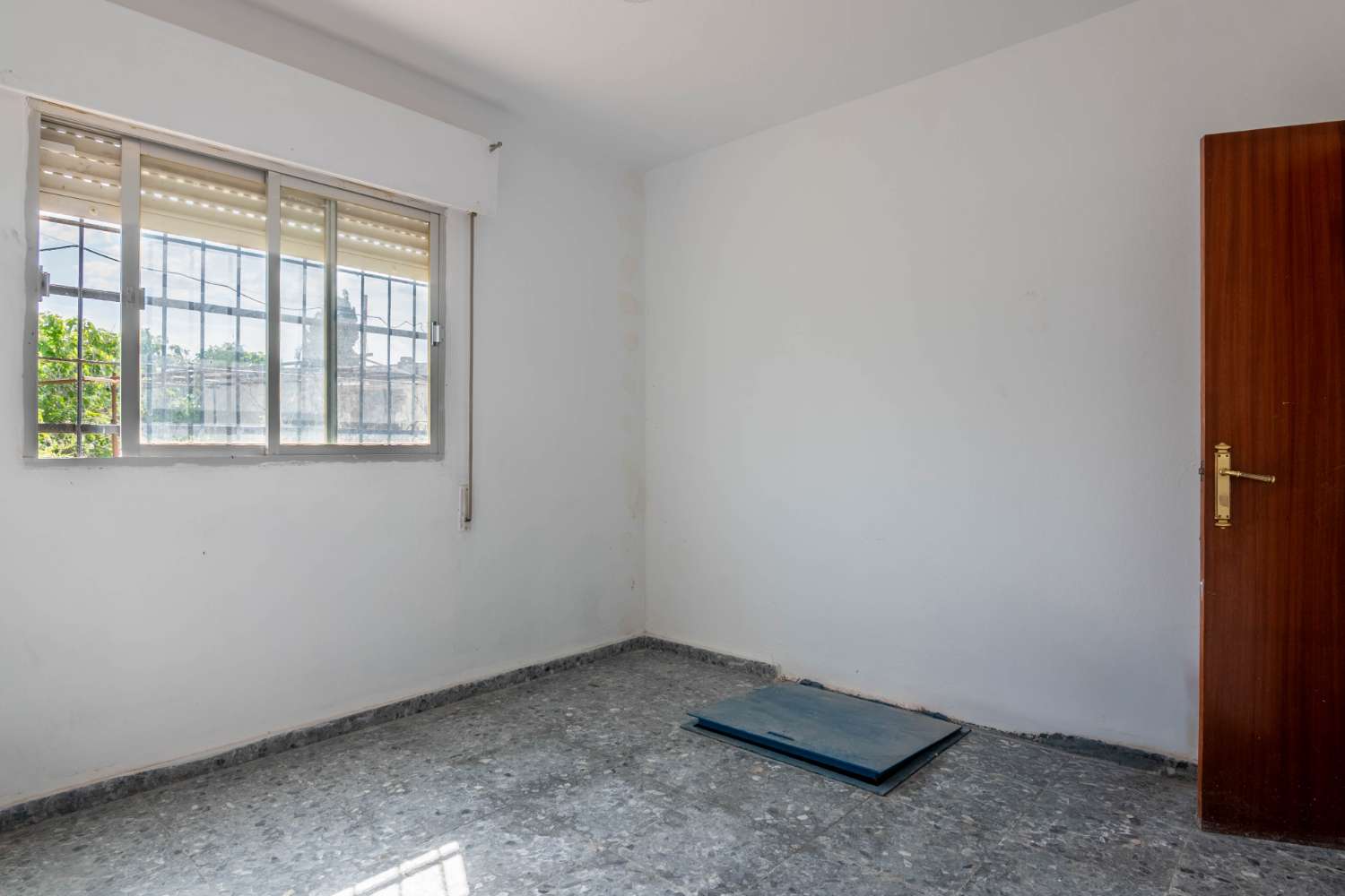 Cortijo con potencial en venta en Motril