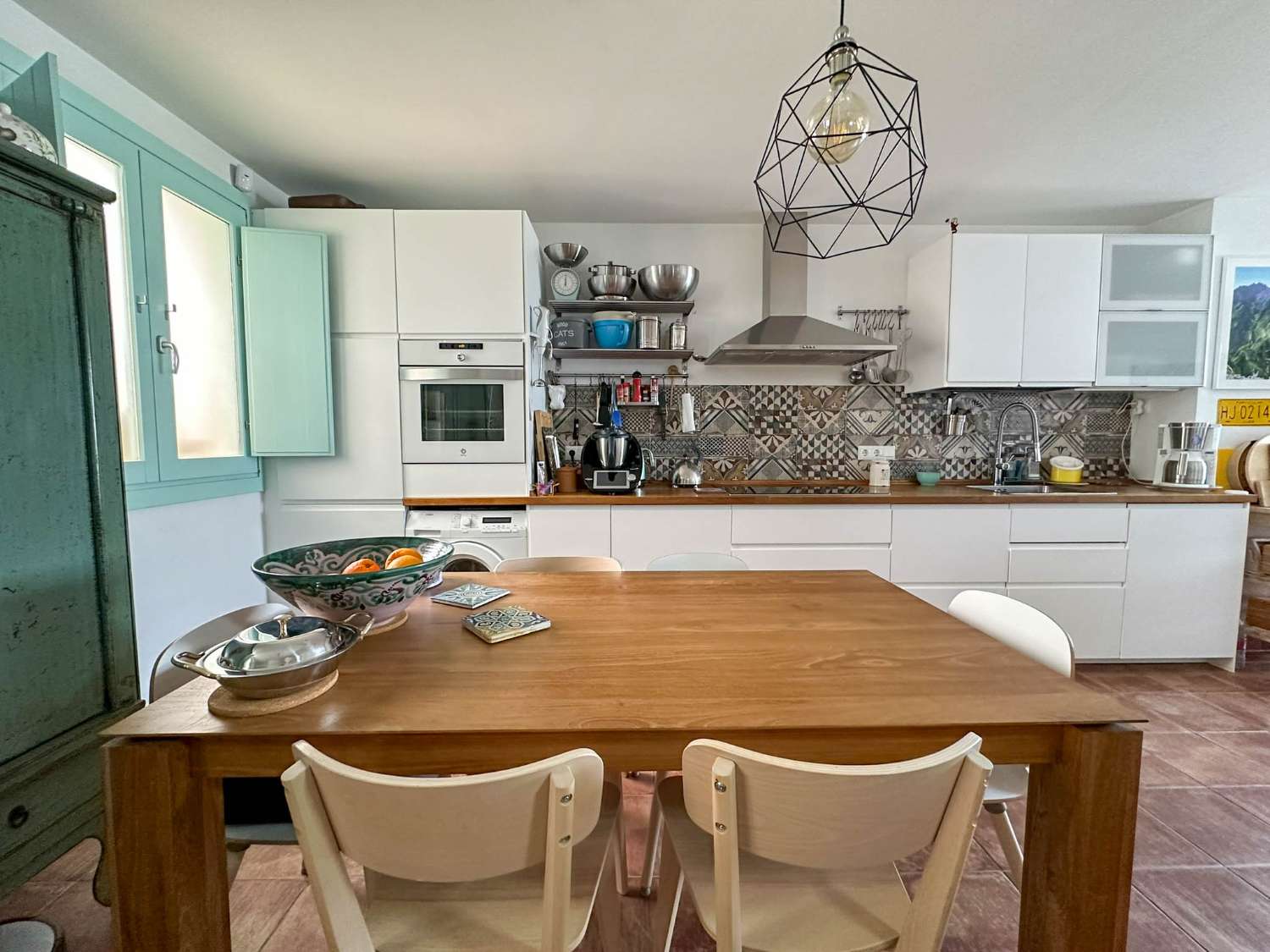 Exclusive charming house with Andalusian patio and garage in the heart of the Historic Center