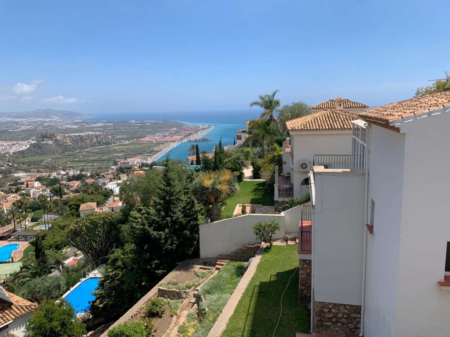 Villa à vendre avec vue imprenable à Salobrena