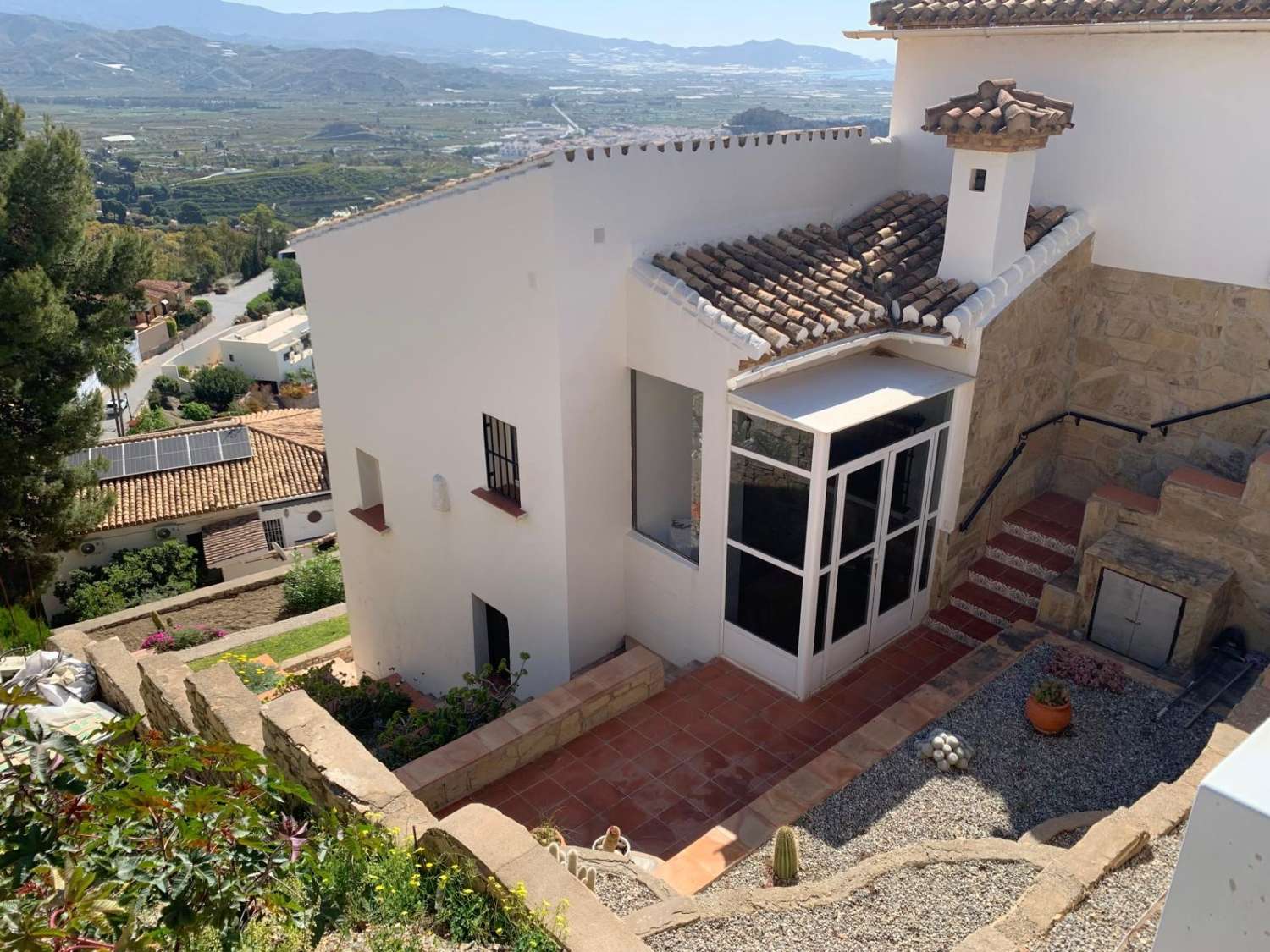 Villa for sale with breathtaking views in Salobrena