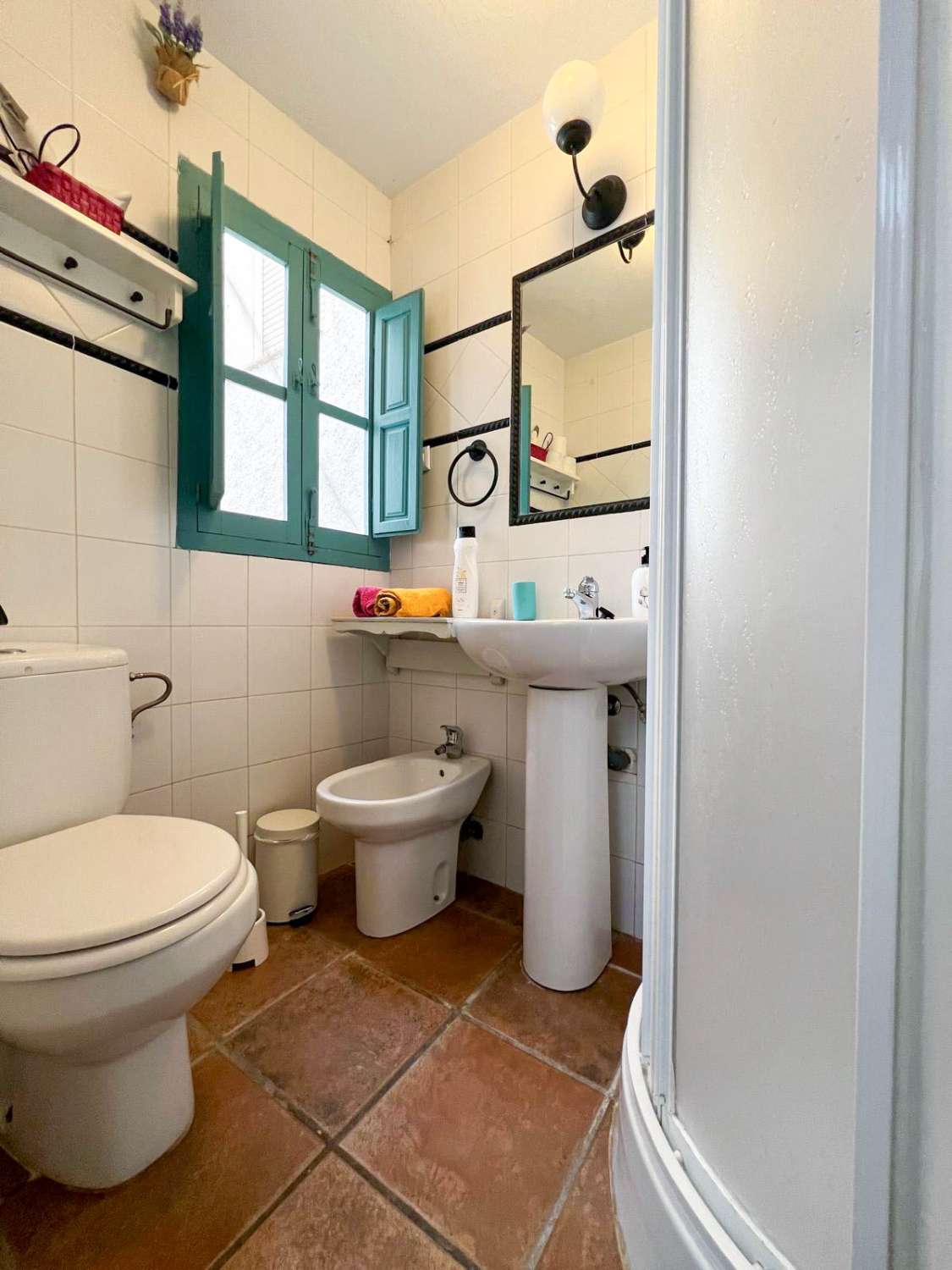 Spectaculair huis met tuin en zwembad te koop