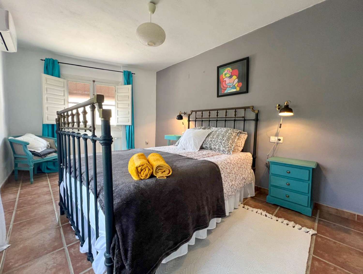 Spectaculair huis met tuin en zwembad te koop