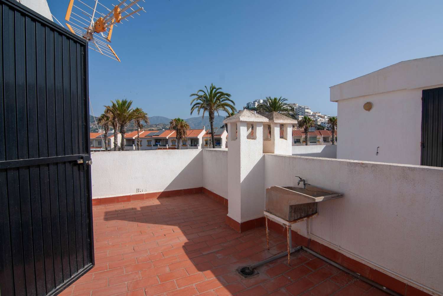 Beautiful house for rent near the beach of Salobrena
