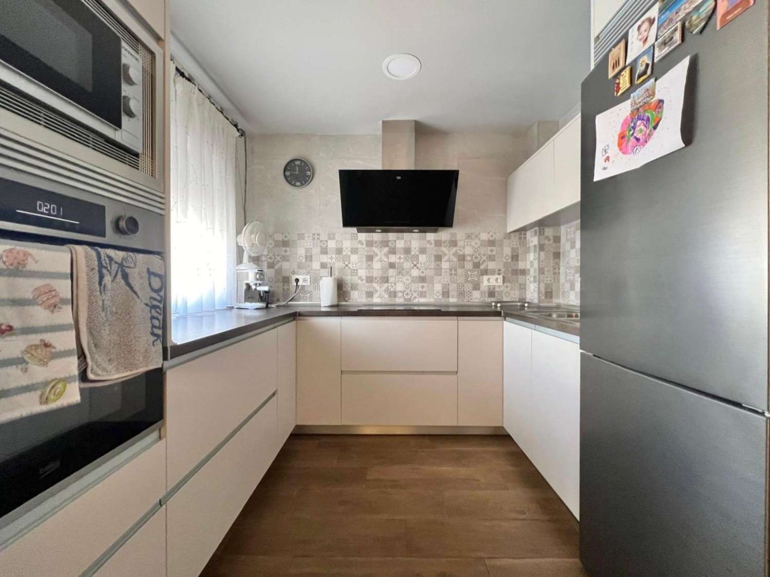 House with large terrace for sale in Velez de Benaudalla