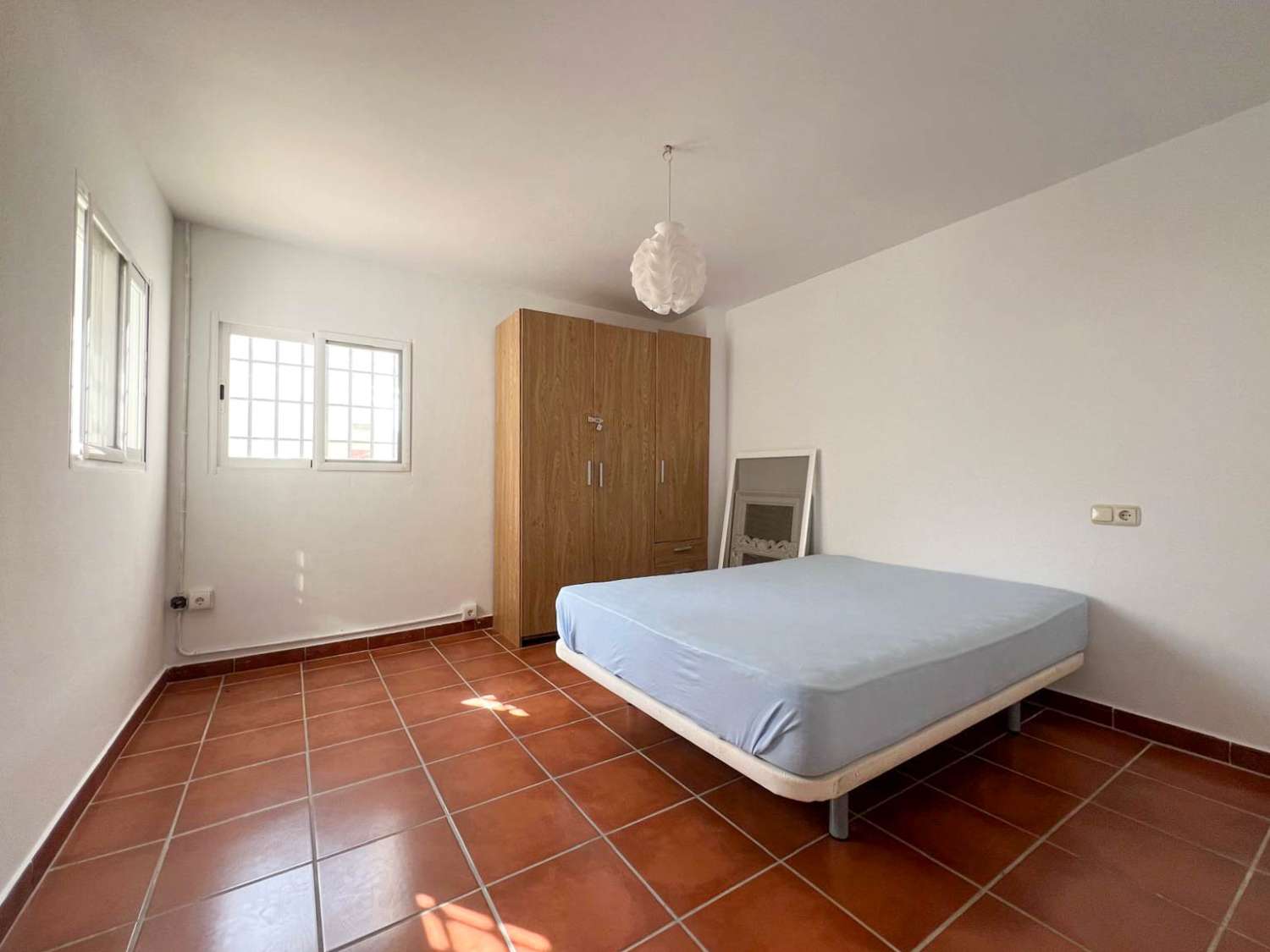 Hus uthyres i Monte los Almendros - El Pargo - Costa Aguilera (Salobreña)