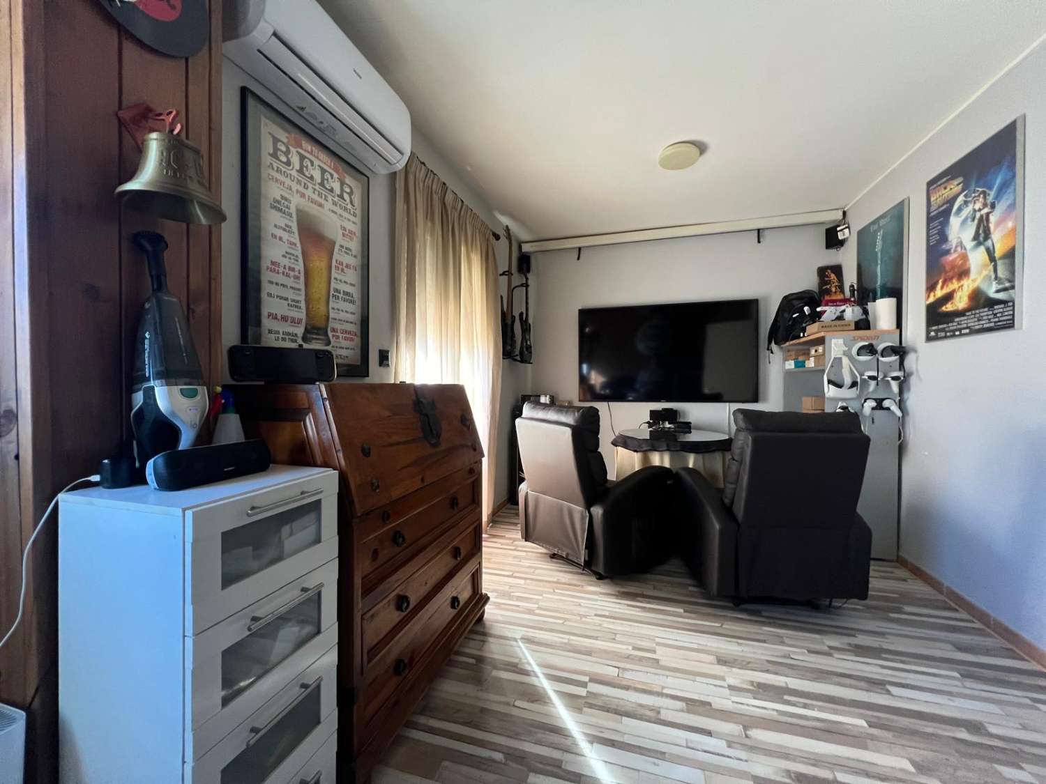 House for sale with mountain views in Velez de Benaudalla