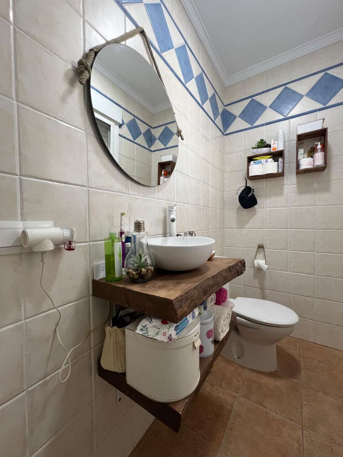 House for sale with mountain views in Velez de Benaudalla
