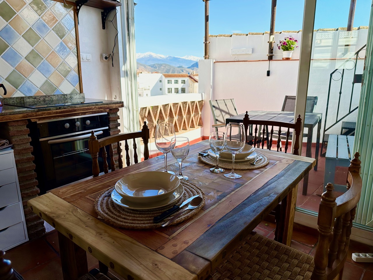 House for sale with wonderful views in Salobreña
