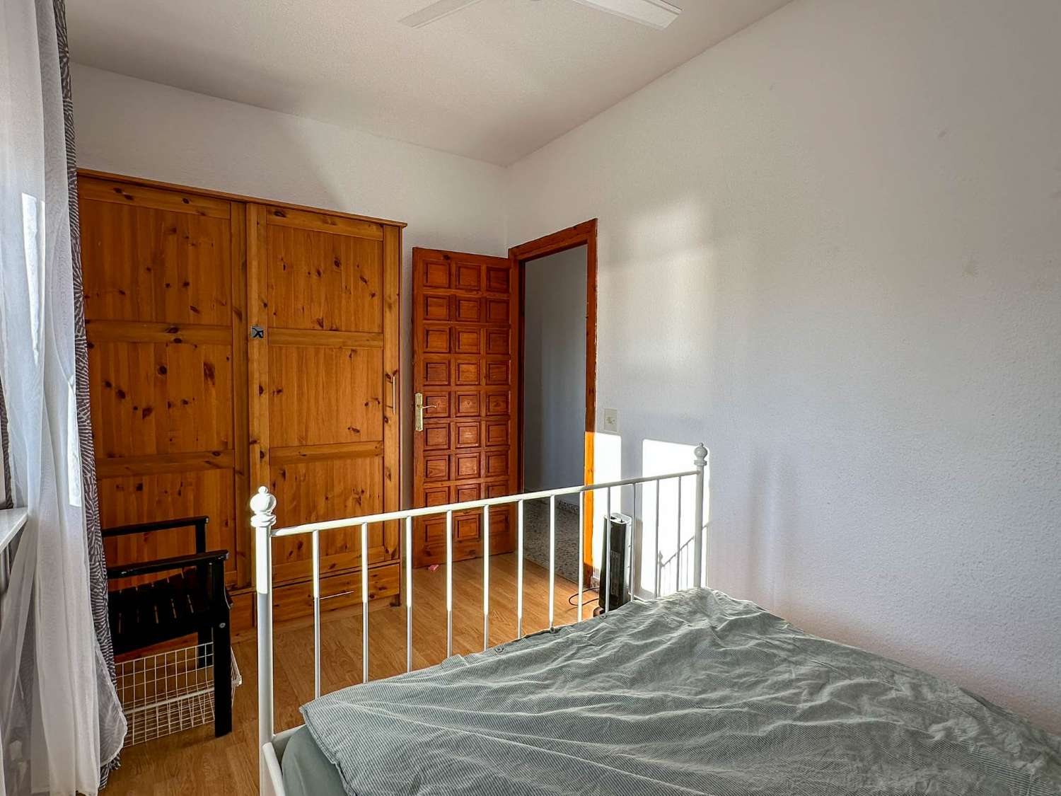 Villa with apartment for rent in Salobrena