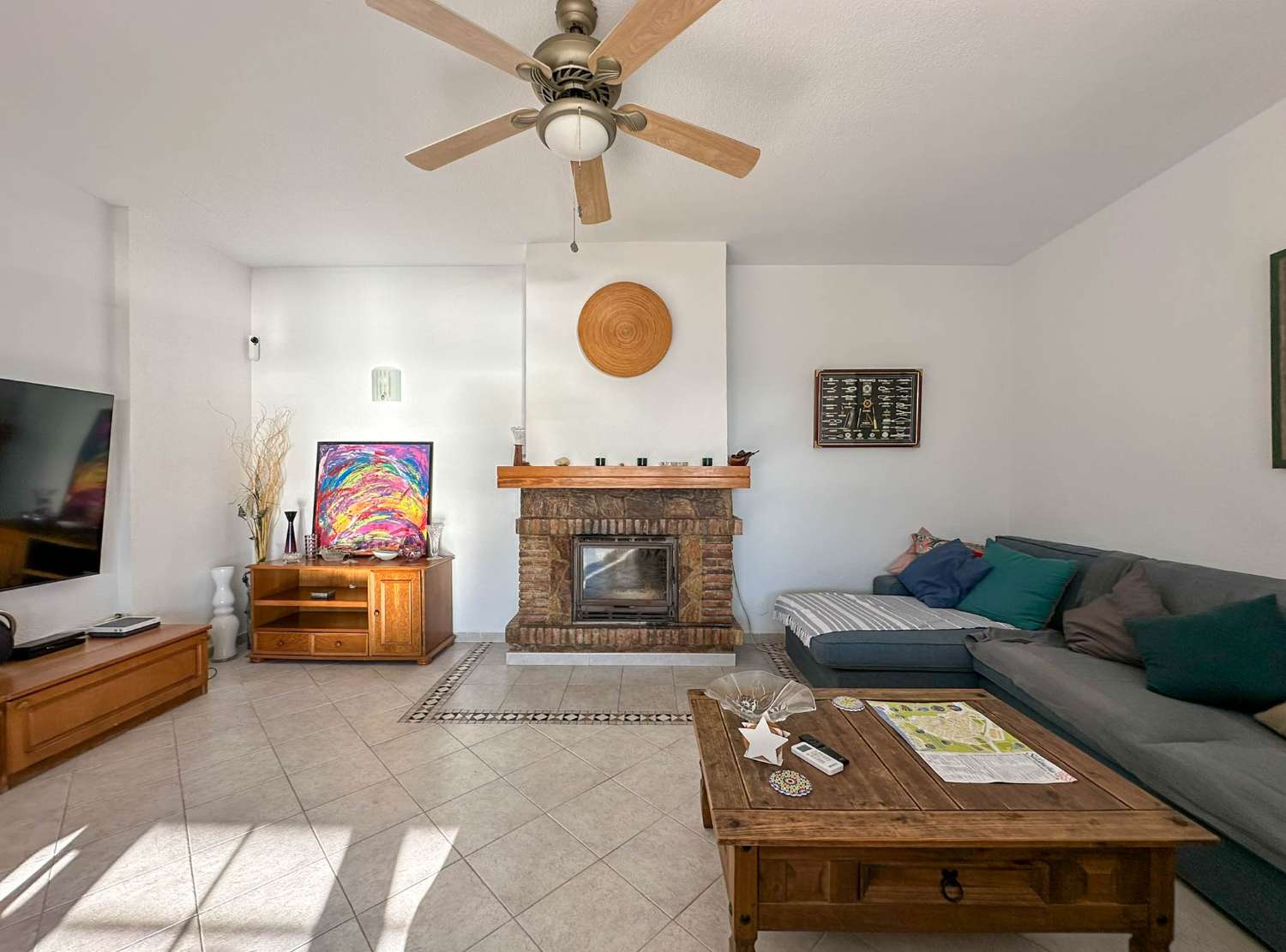 Villa with apartment for rent in Salobrena