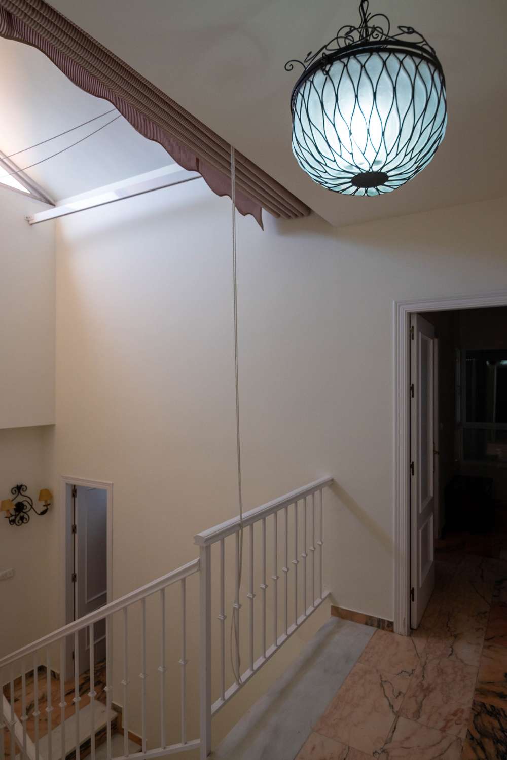 Вилла в продаже в Almuñécar