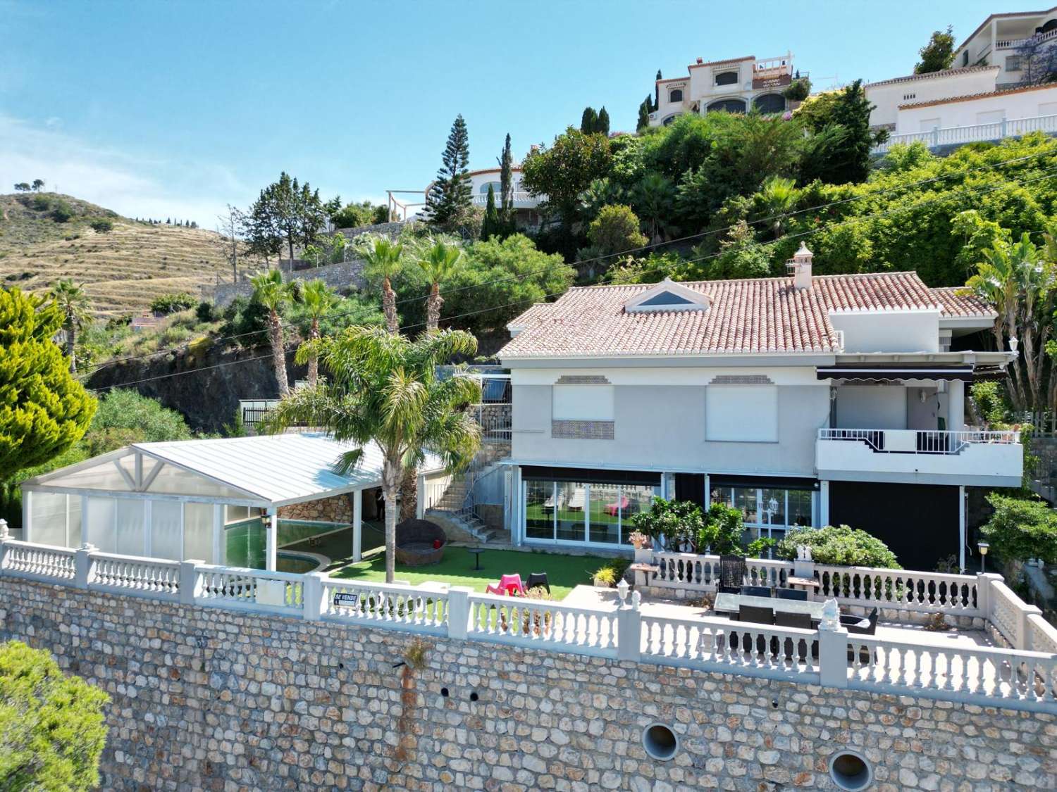 En venta – Espectacular chalet con vistas al mar en Almuñécar