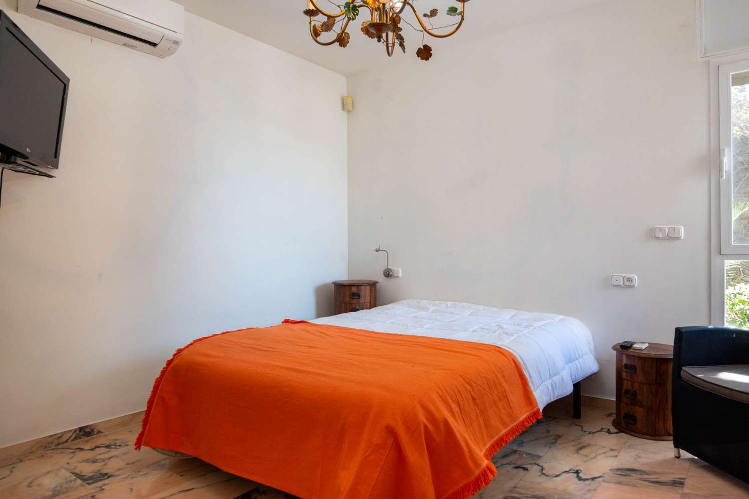 Вилла в продаже в Almuñécar