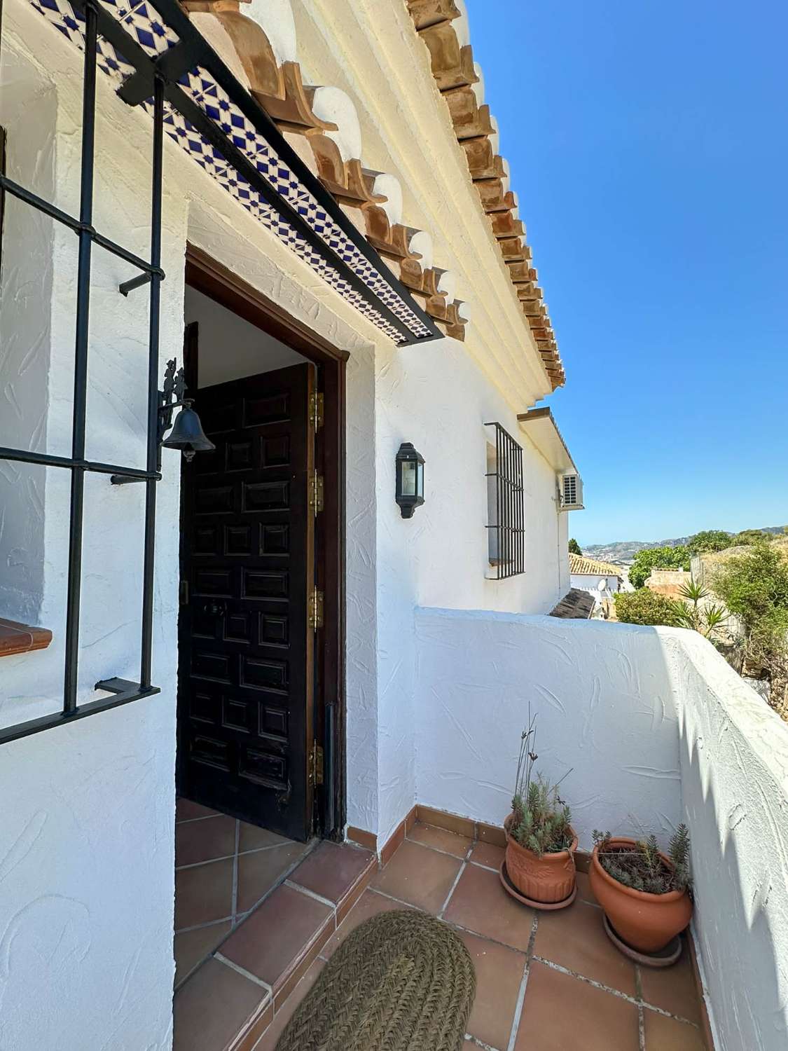 Casa en alquiler con vistas al mar en la urbanización de Alfamar