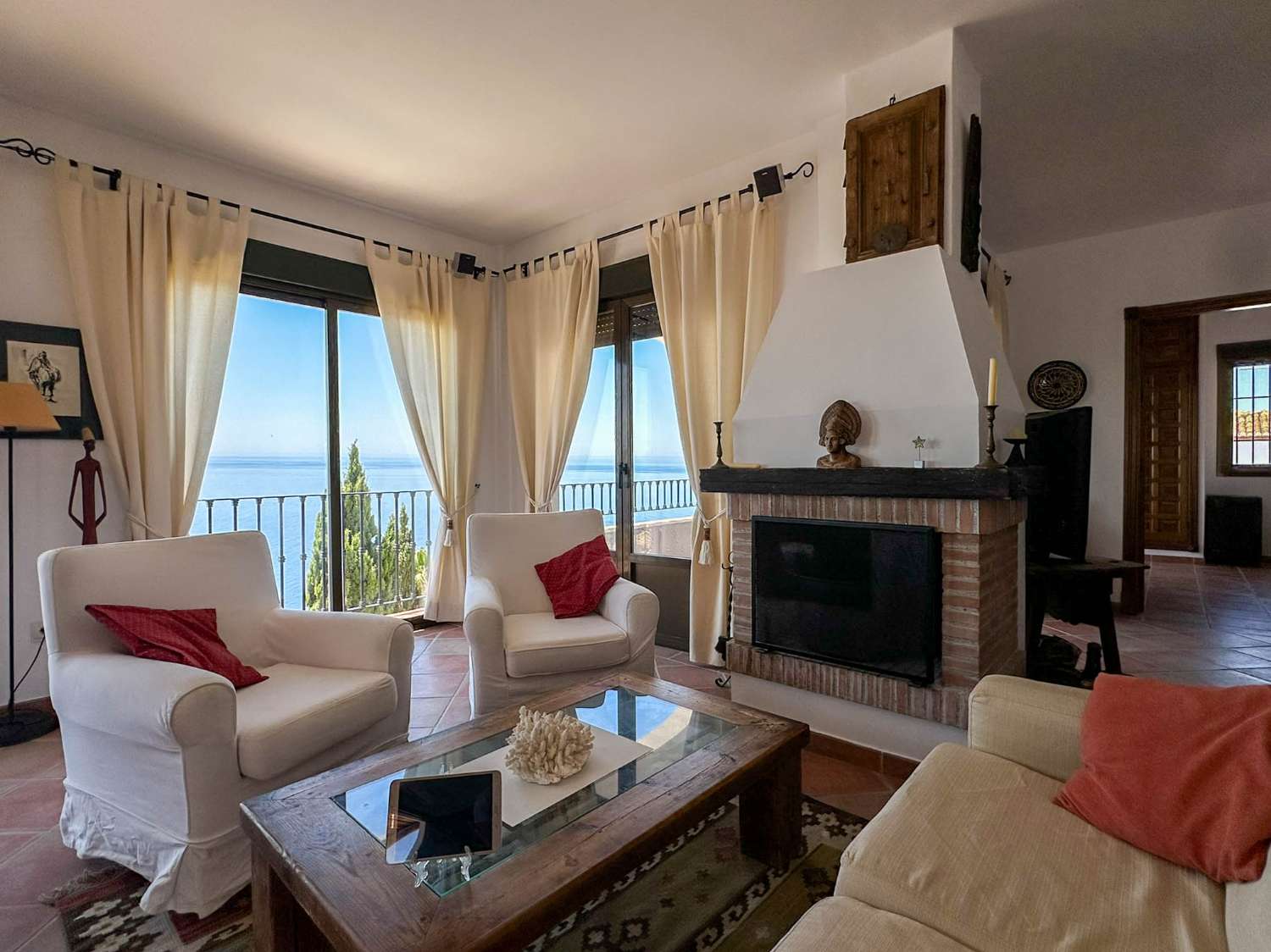 Casa en alquiler con vistas al mar en la urbanización de Alfamar