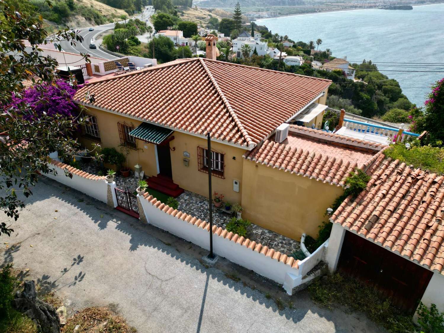 Casa en venta con vistas panorámicas al mar