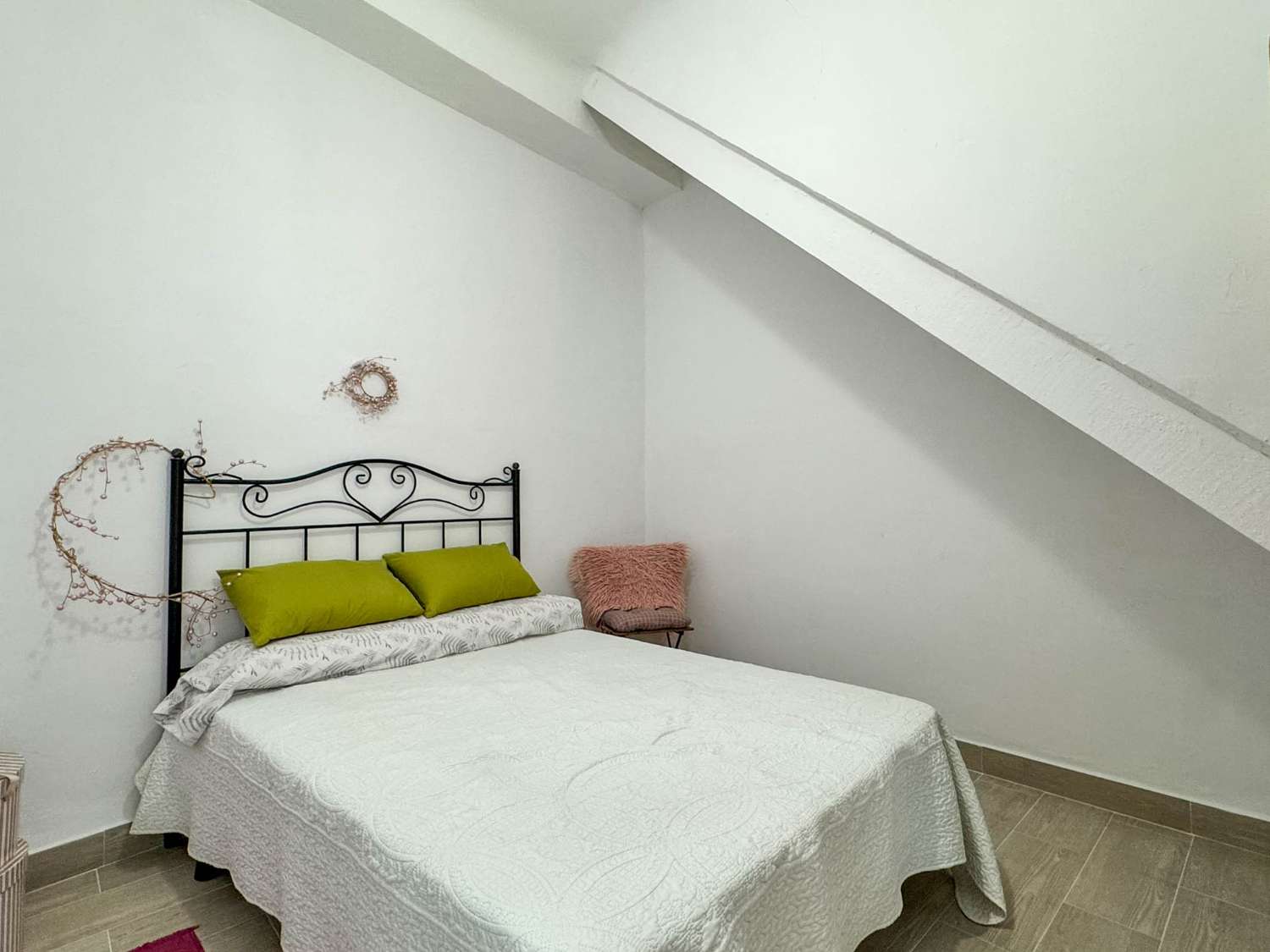 Amplia y luminosa casa en venta en Ítrabo