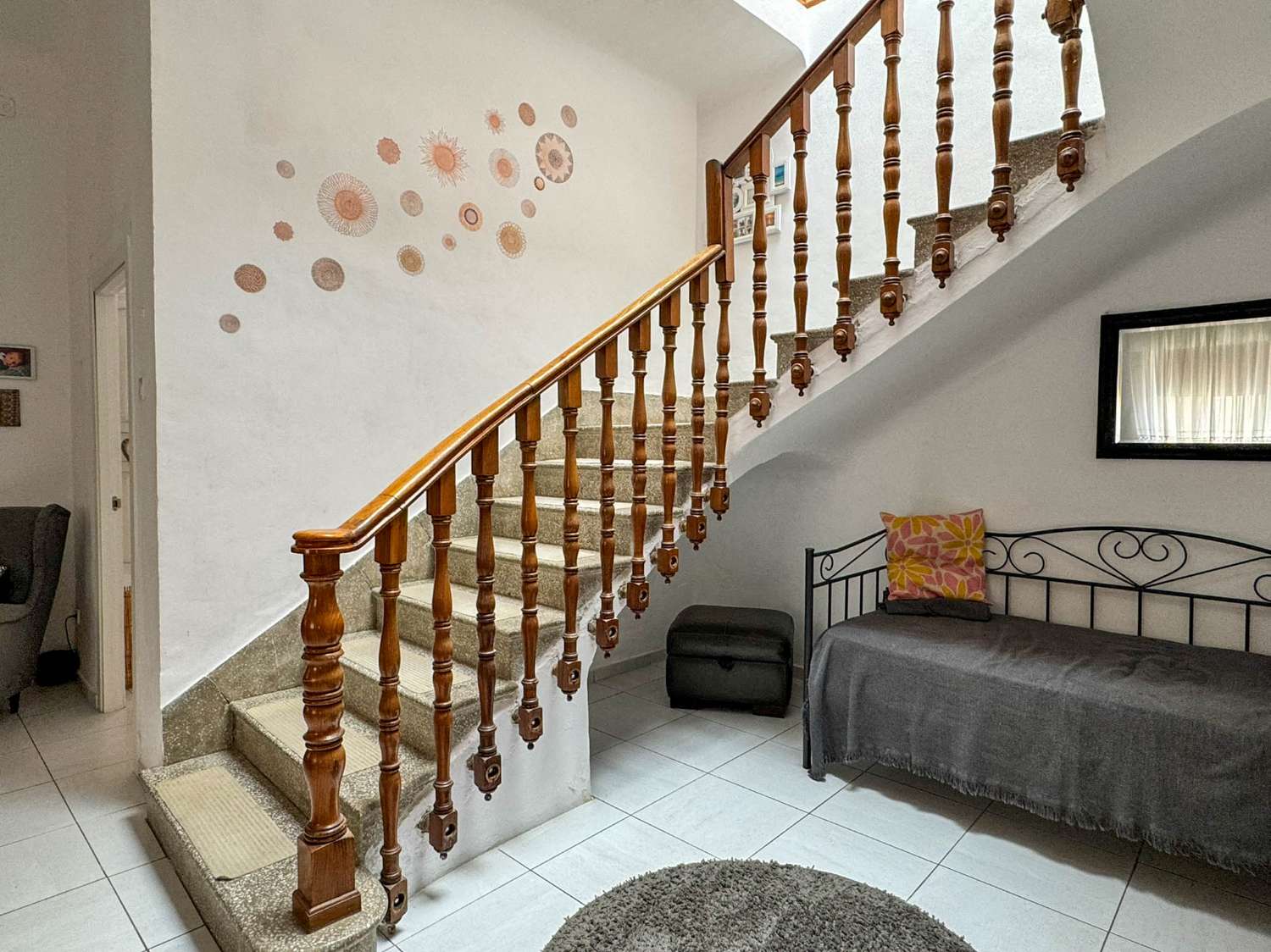 Amplia y luminosa casa en venta en Ítrabo