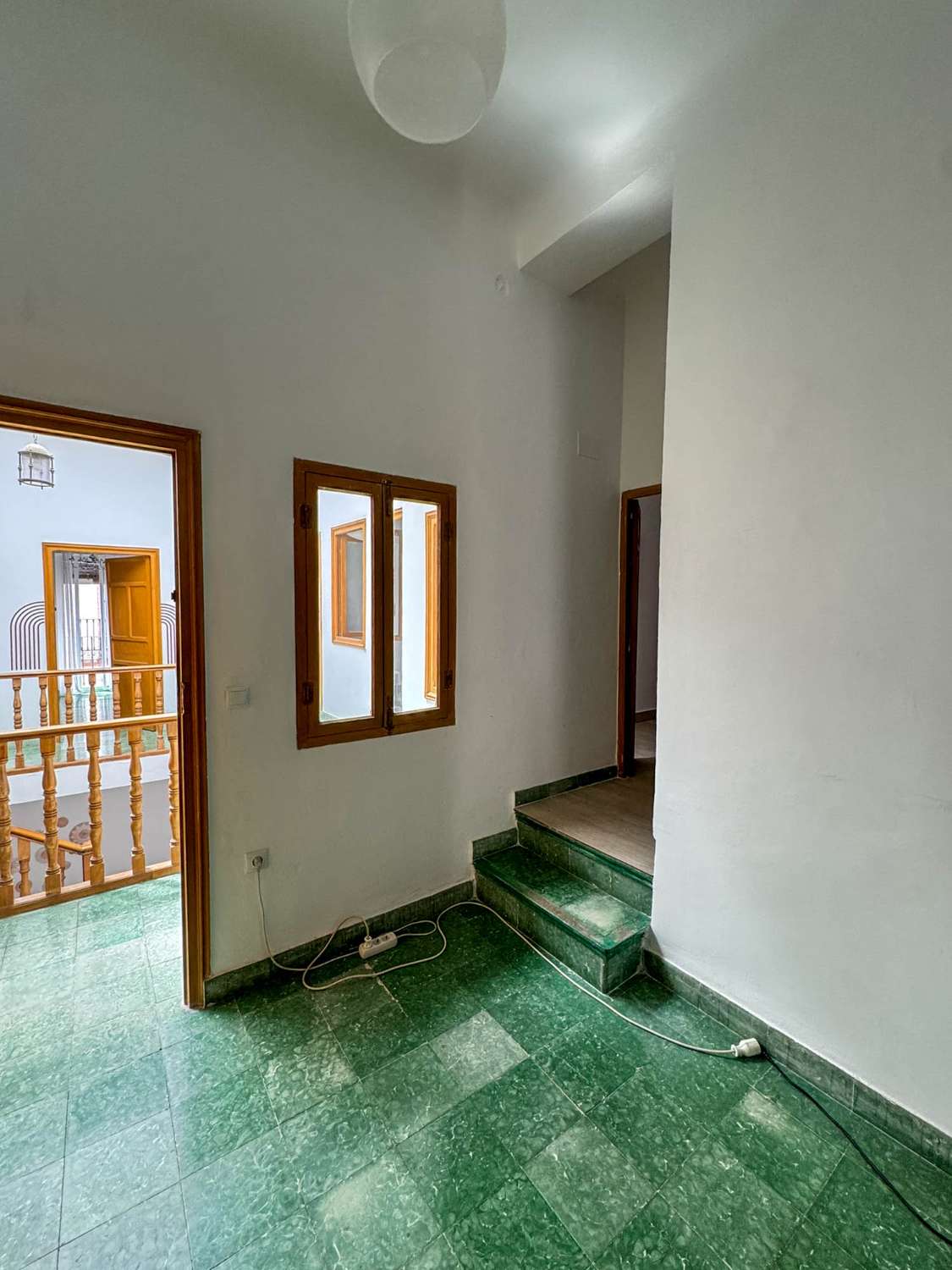 Amplia y luminosa casa en venta en Ítrabo