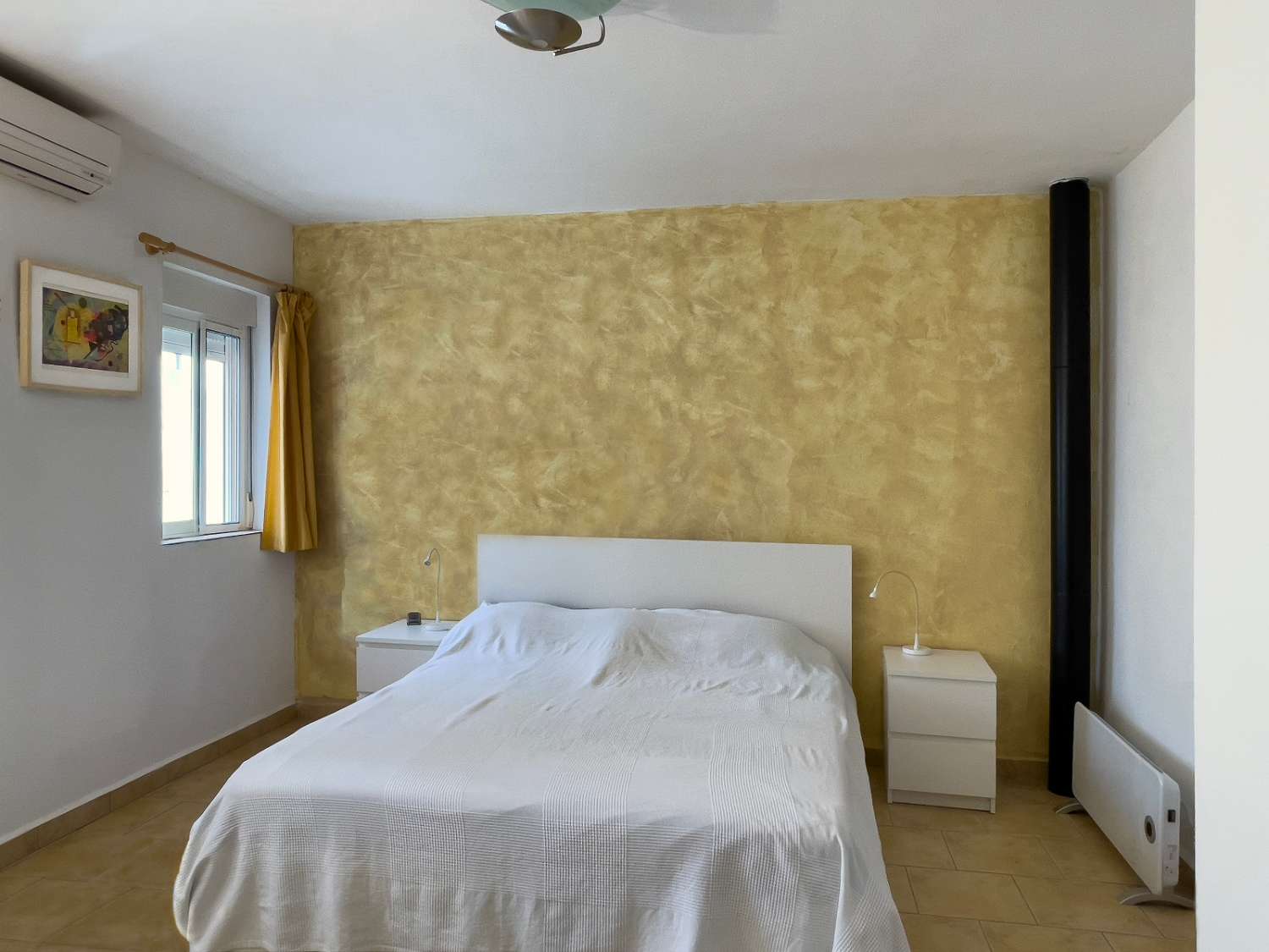 Renovated village house for sale in Molvízar