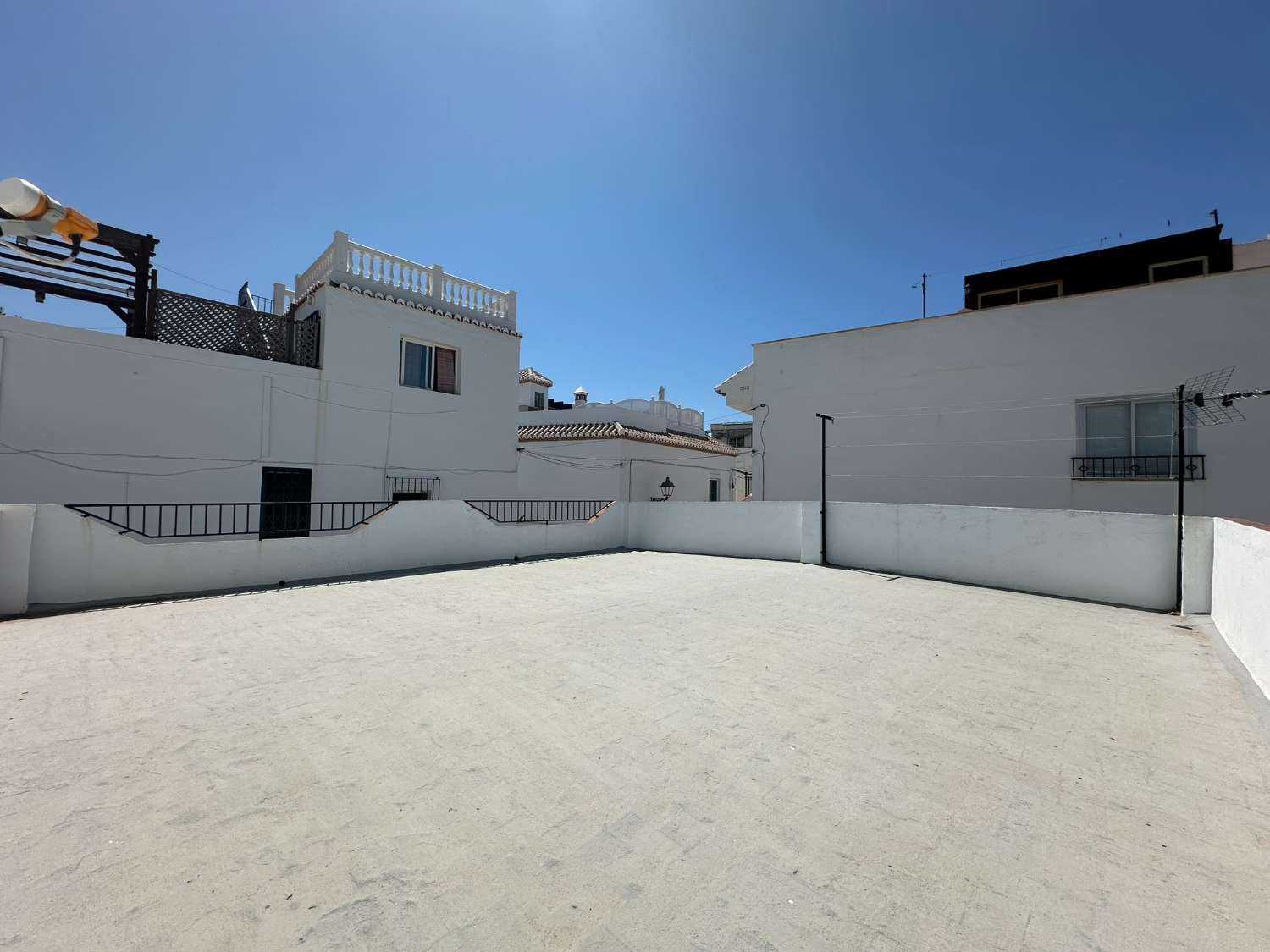 Charming house with sea views in Salobrena
