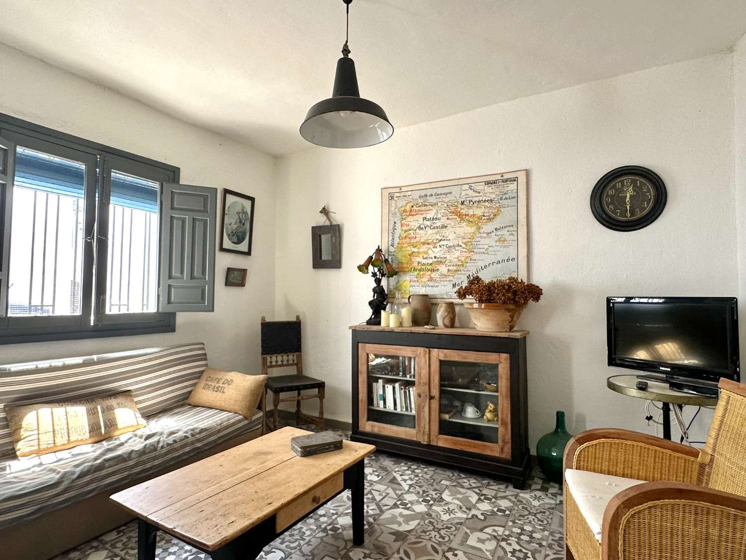 Charming house with sea views in Salobrena