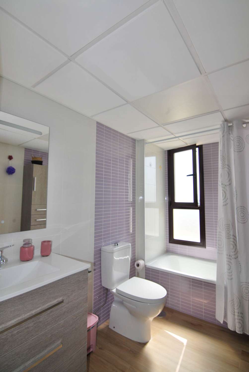 Lichte flat te koop in de urbanisatie Oasis