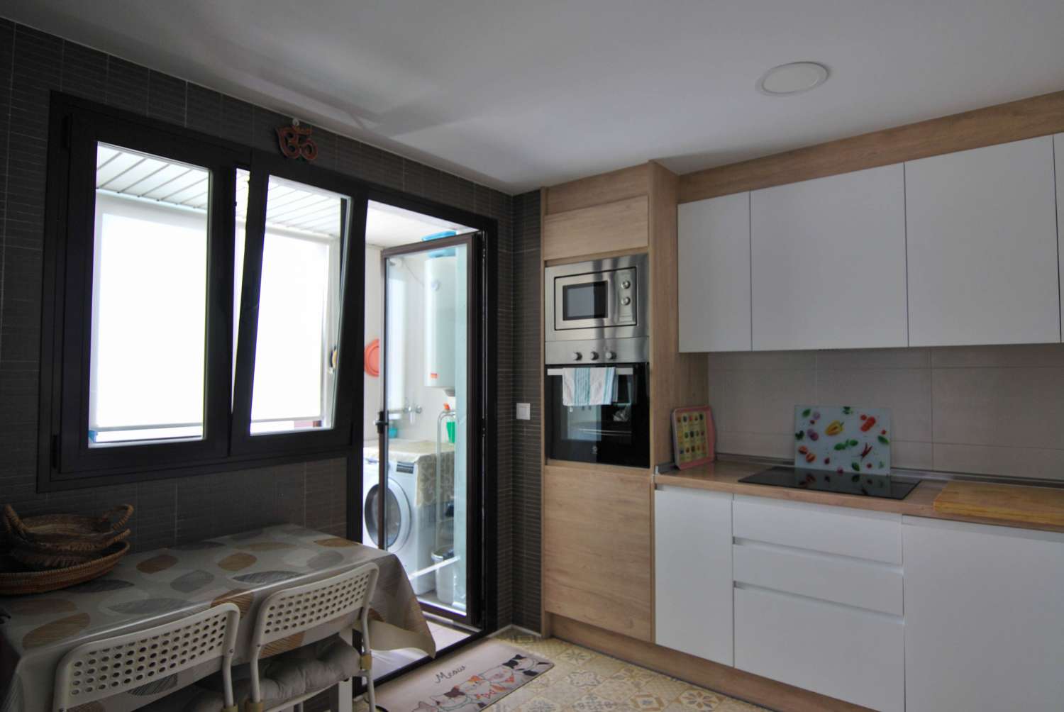Lichte flat te koop in de urbanisatie Oasis