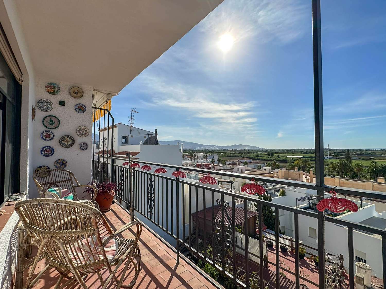 Charmante en lichte flat te koop in Salobreña